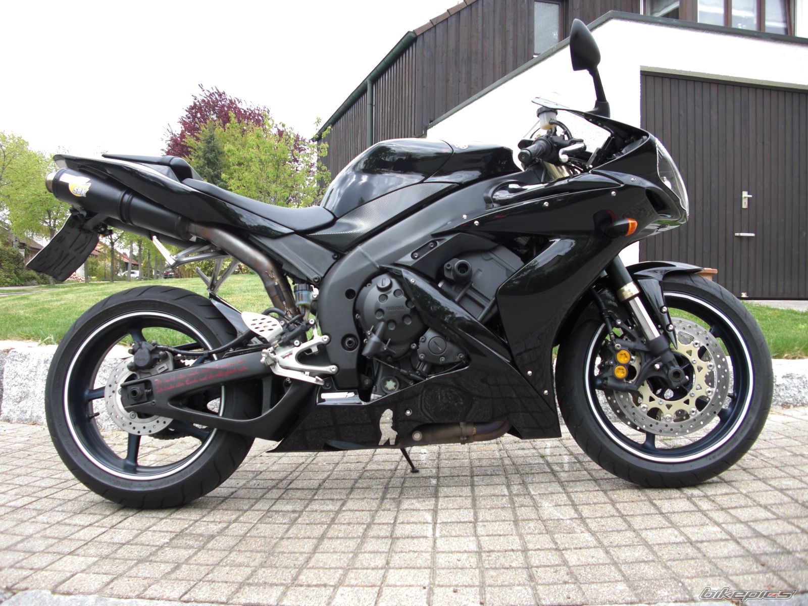 2005 YAMAHA YZF R1 | Picture 1694817 motorcycle photo