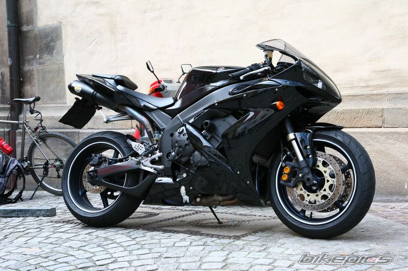 2005 YAMAHA YZF R1 | Picture 1694842 motorcycle photo