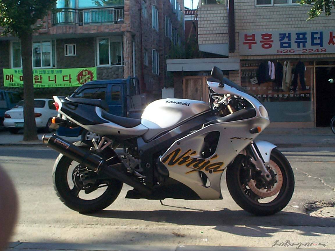 2000 KAWASAKI ZX 7R | Picture 16957 motorcycle photo