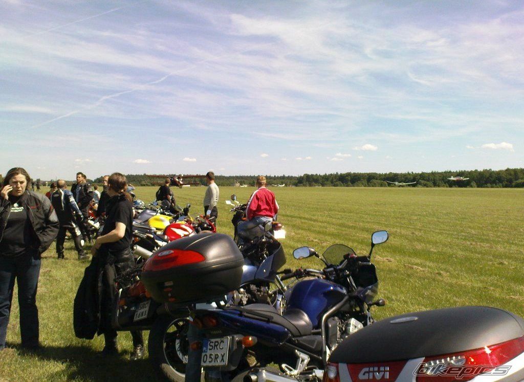 2003 YAMAHA FZS 1000 FAZER | Picture 1697557 motorcycle photo