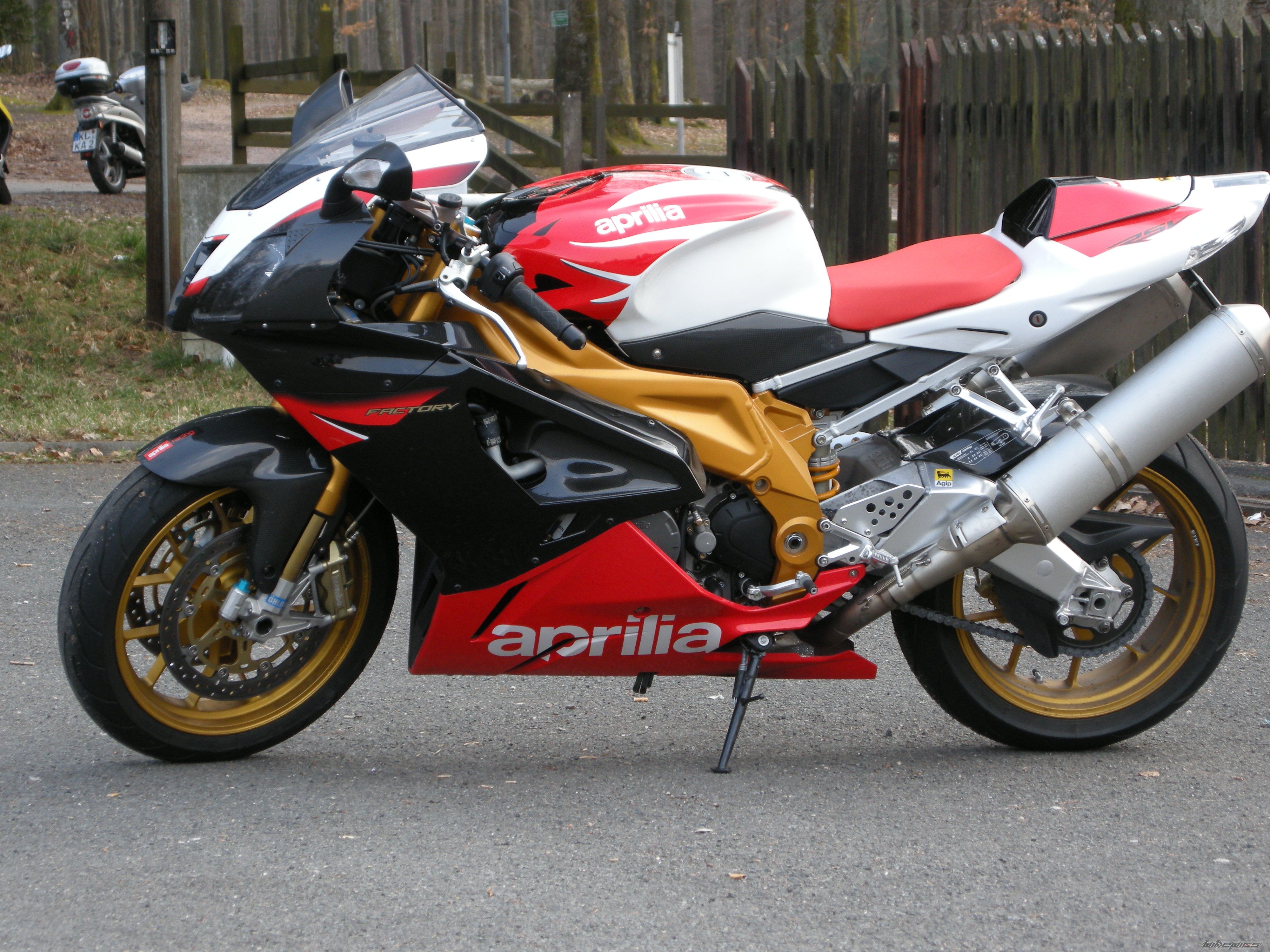 2008 APRILIA RSV MILLE FACTORY | Picture 1698809 motorcycle photo