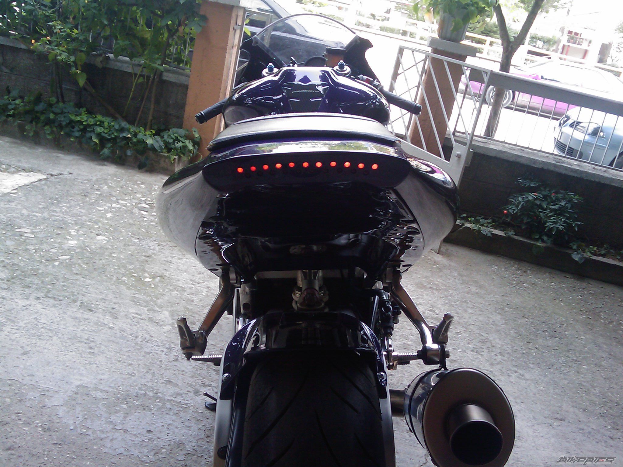2010 YAMAHA YZF R1 | Picture 1699347 motorcycle photo