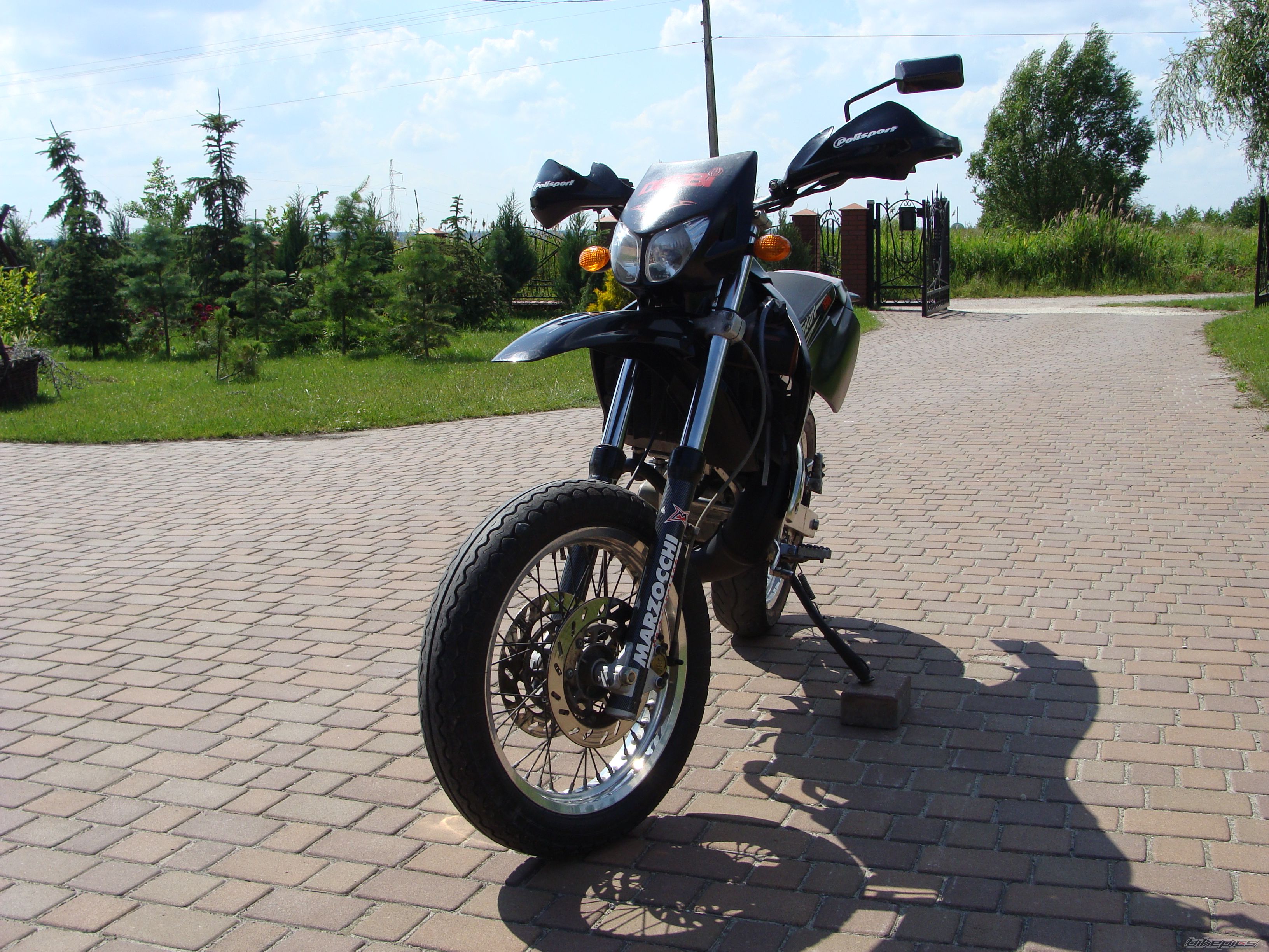 2004 DERBI SENDA DRD SM 50 | Picture 1701181 motorcycle photo