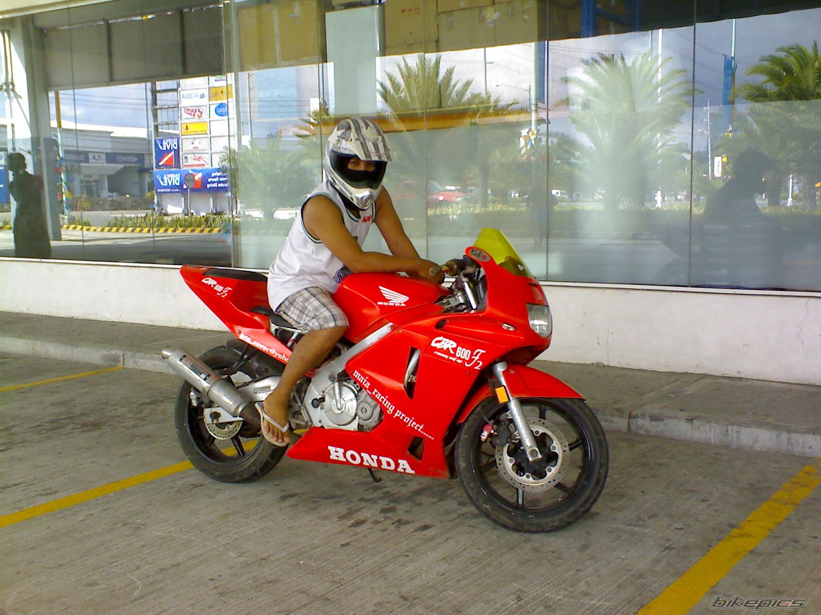 2009 HONDA CBR 600 RR | Picture 1702336 motorcycle photo