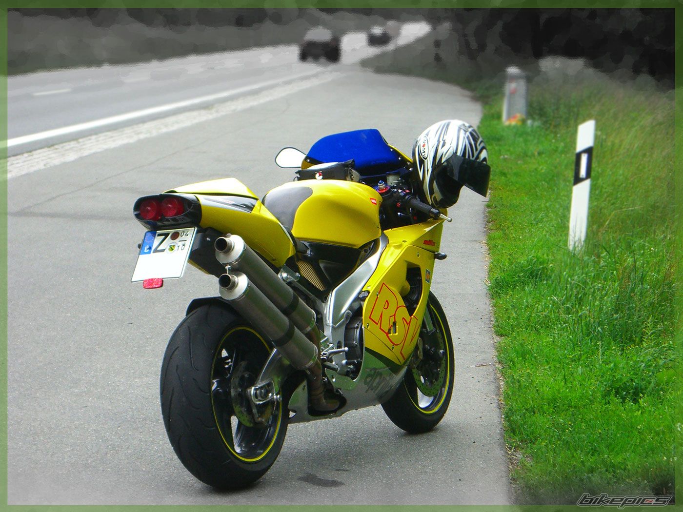 2000 APRILIA RSV 1000 MILLE | Picture 1704768 motorcycle photo