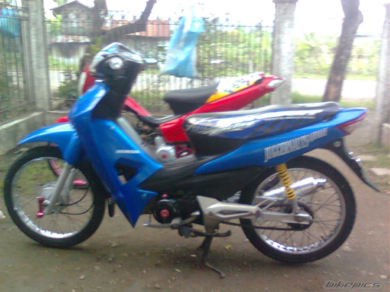 2006 HONDA C 100 DREAM | Picture 1705172 motorcycle photo
