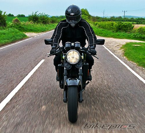 1995 TRIUMPH DAYTONA 900 | Picture 1706864 motorcycle photo