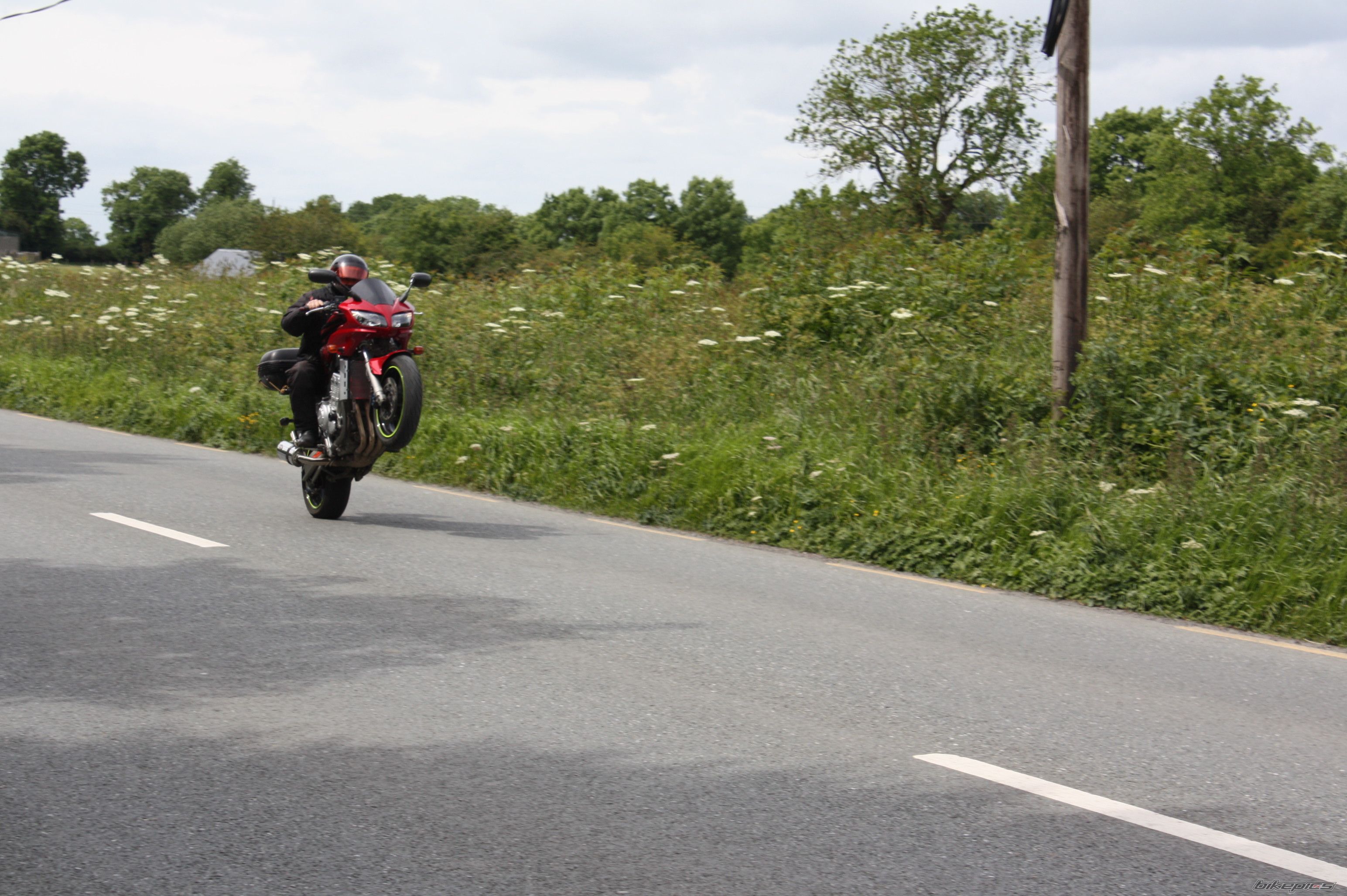 2003 YAMAHA FZS 1000 FAZER | Picture 1710779 motorcycle photo