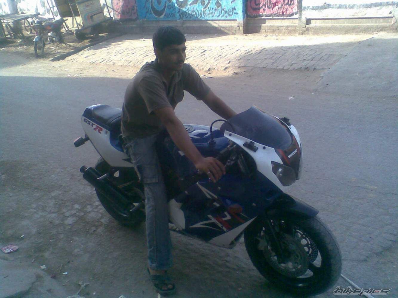 1995 SUZUKI GSX R 400 | Picture 1712203 motorcycle photo