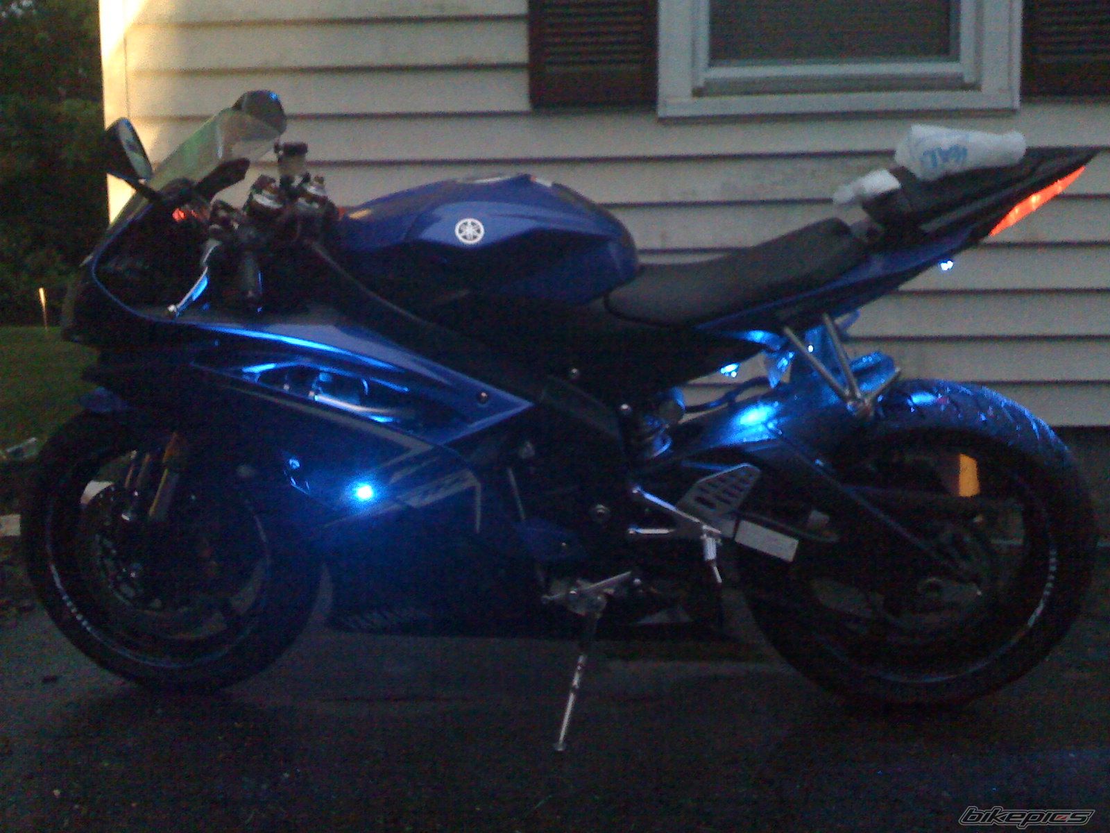 2009 YAMAHA YZF R6 | Picture 1712903 motorcycle photo