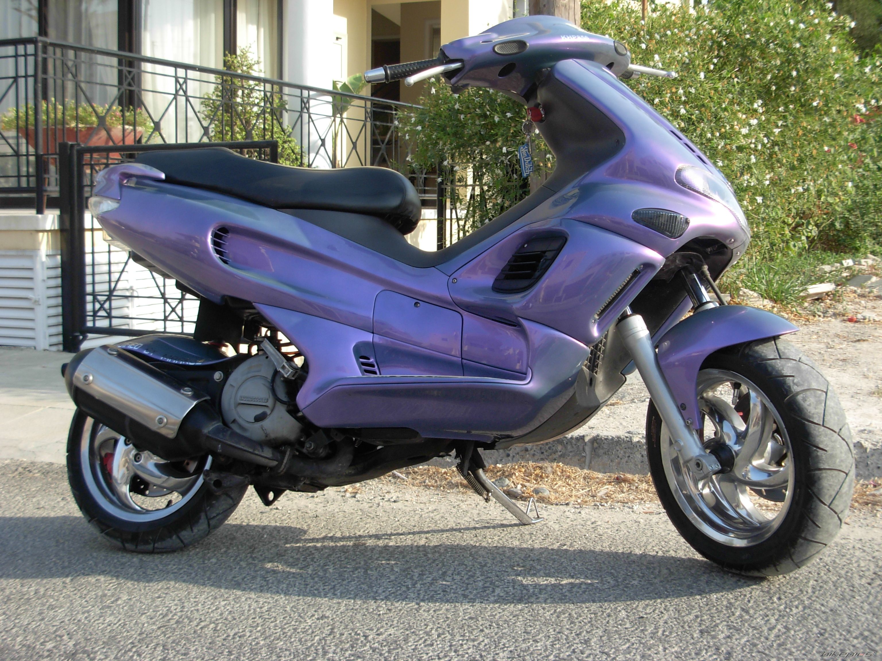 2010 GILERA RUNNER 200 VXR | Picture 1714077 motorcycle photo