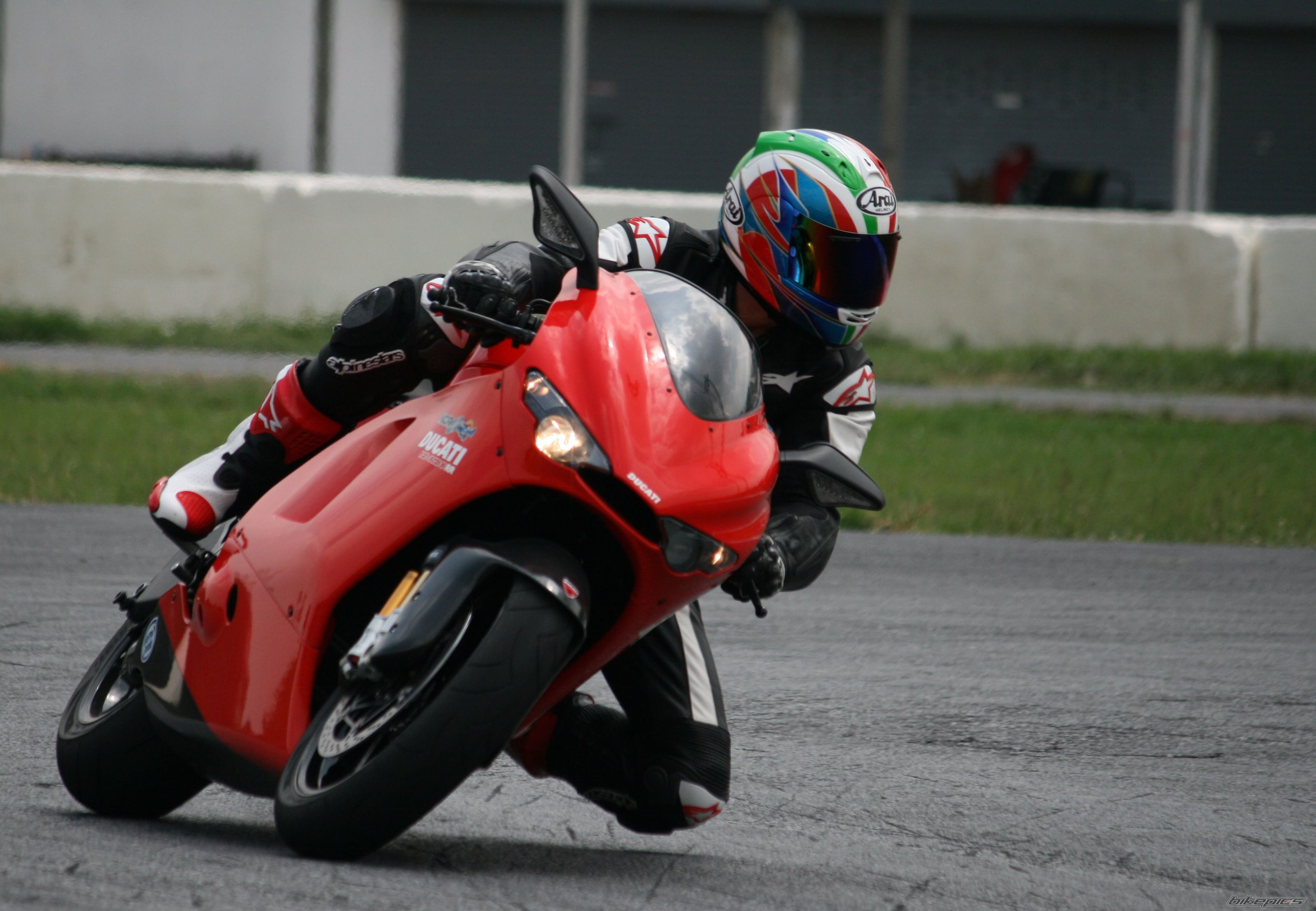 2009 DUCATI DESMOSEDICI RR | Picture 1716014 motorcycle photo