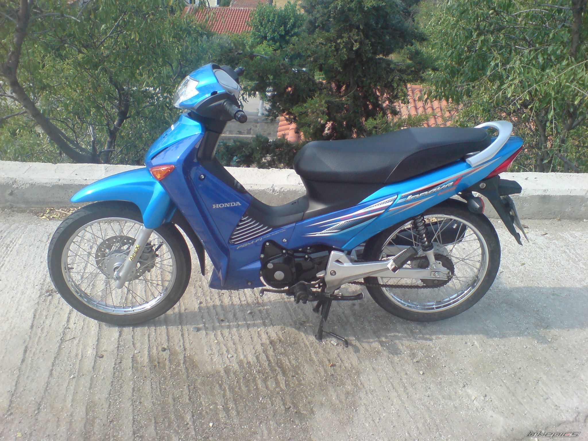 2009 HONDA INNOVA 125 | Picture 1717320 motorcycle photo
