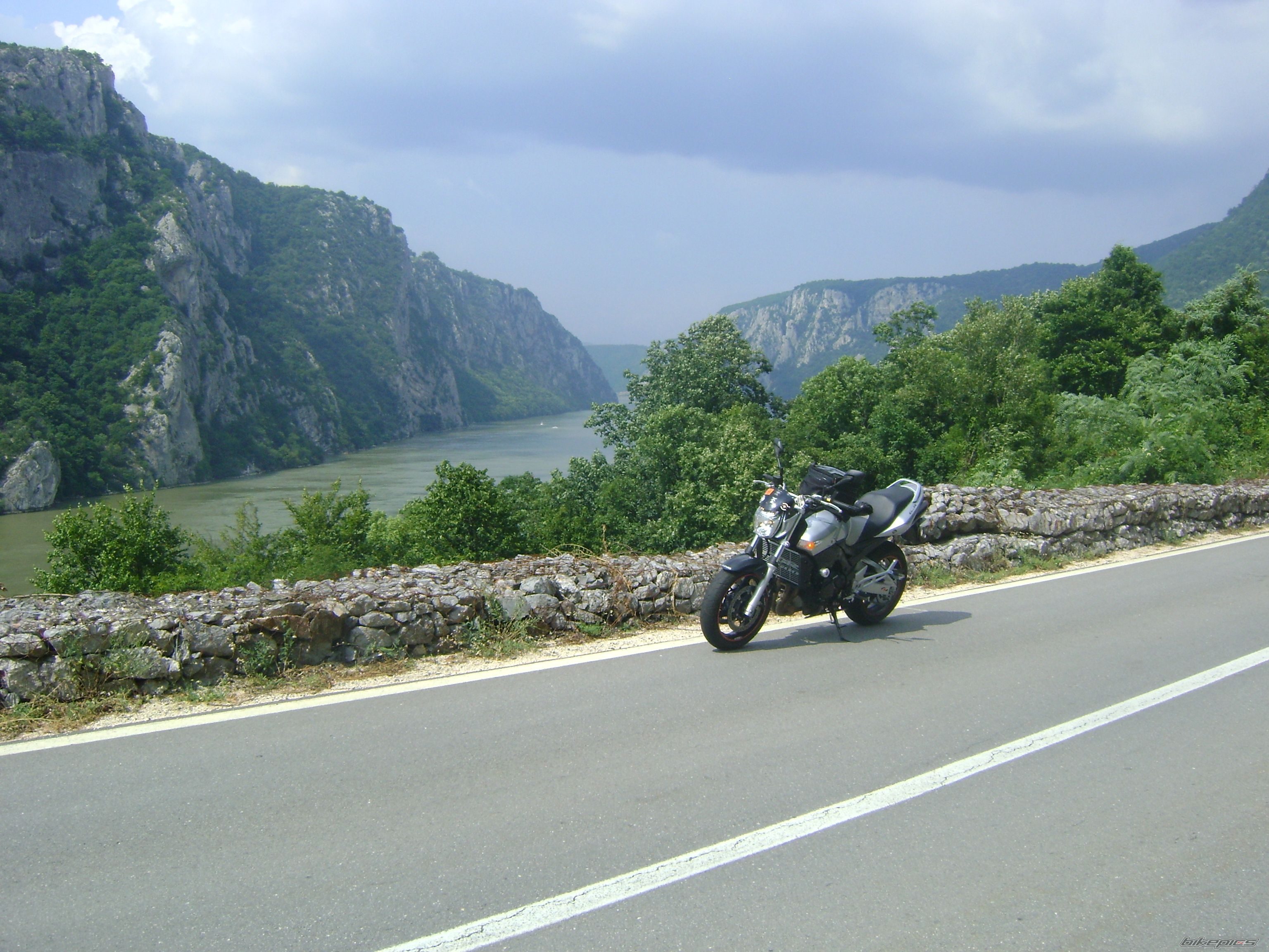 2008 SUZUKI GSR 600 | Picture 1718846 motorcycle photo