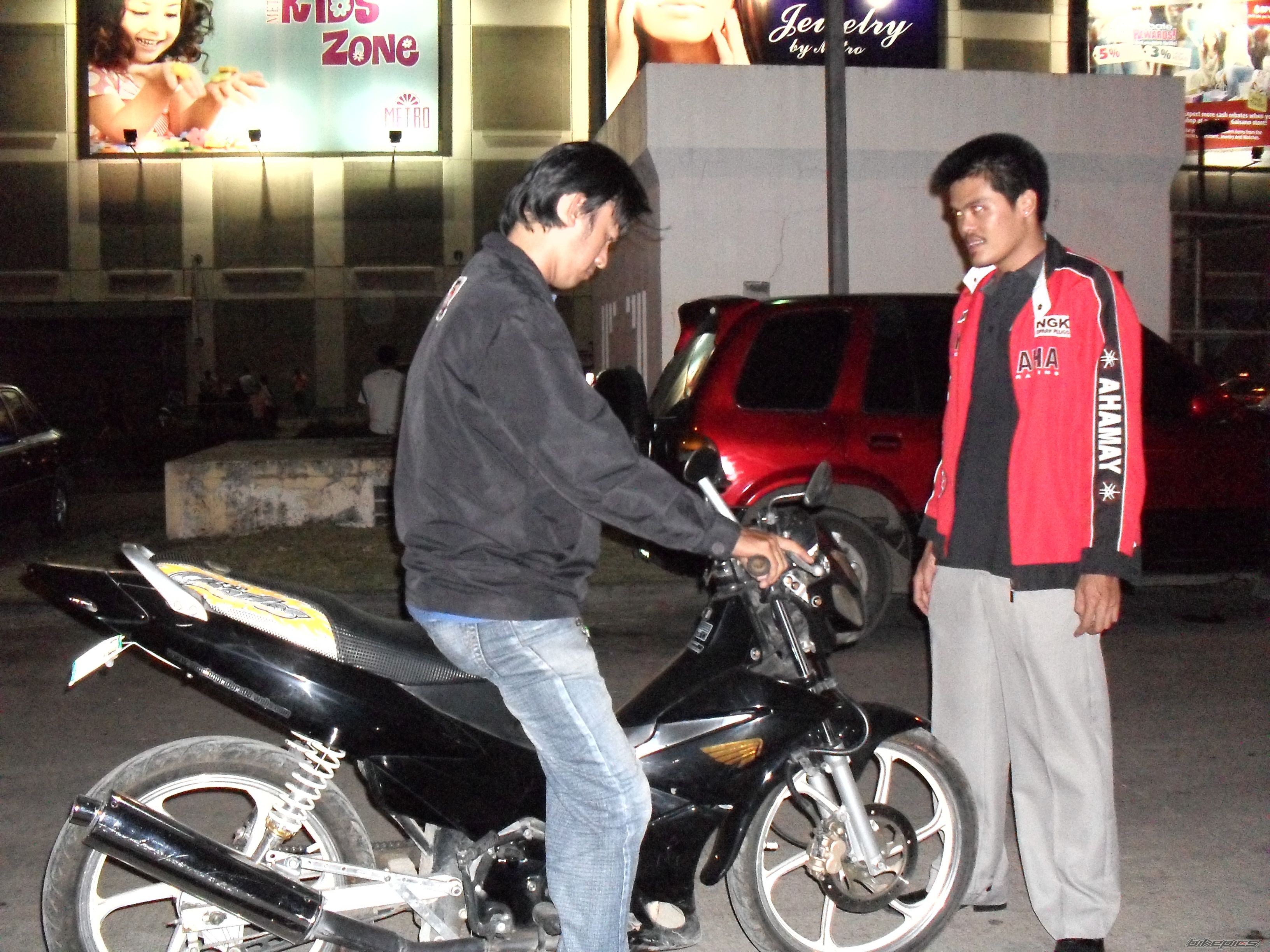    | Picture 1719896 motorcycle photo