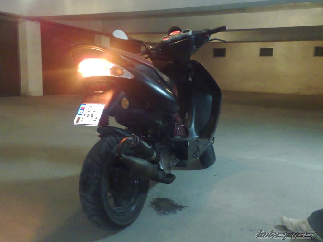 1998 MALAGUTI FIREFOX 50 F15 | Picture 1720692 motorcycle photo