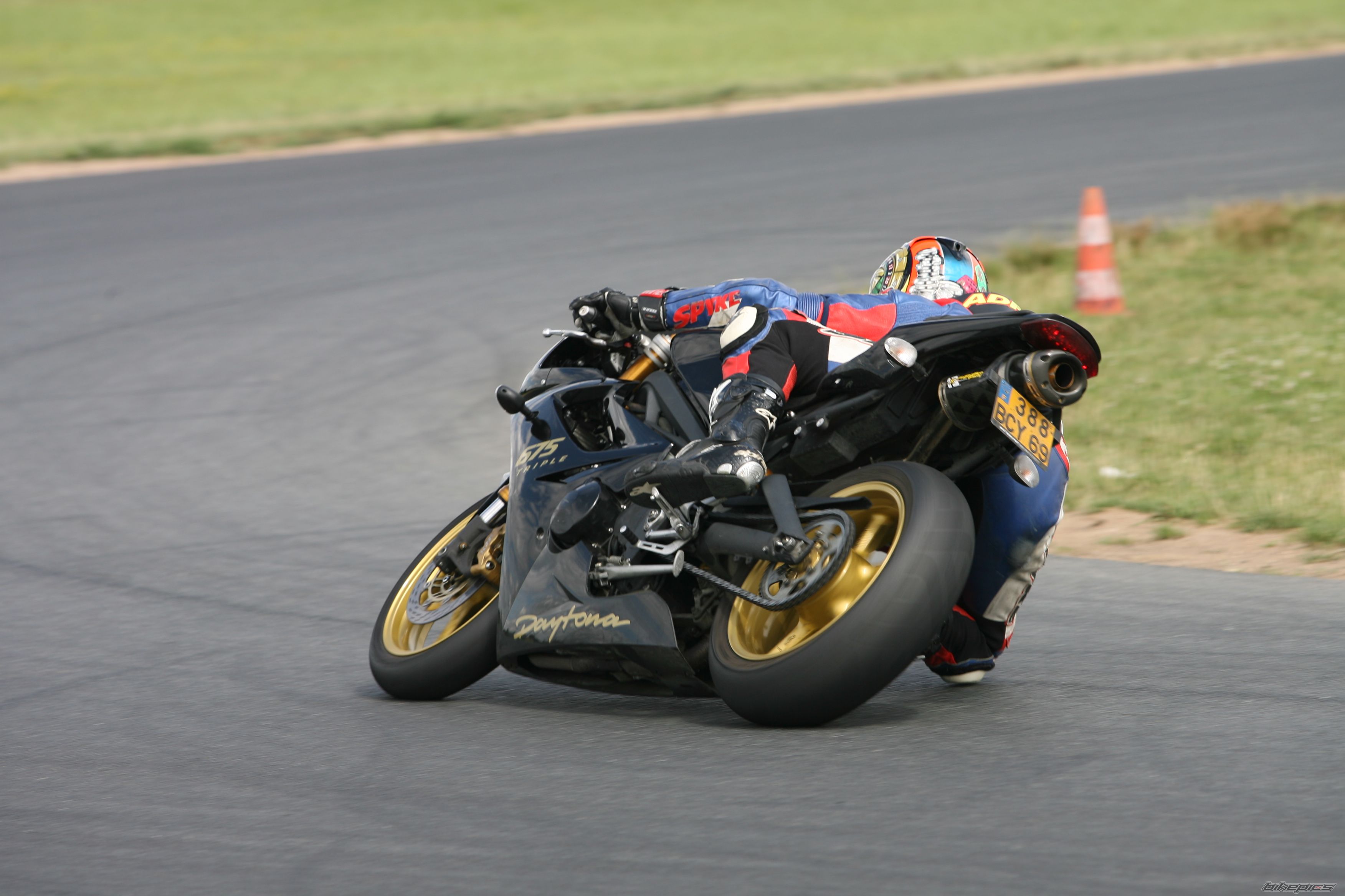 2008 TRIUMPH DAYTONA 675 | Picture 1720791 motorcycle photo