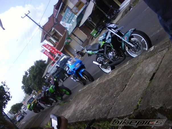 2009 KAWASAKI ZX 150 | Picture 1722596 motorcycle photo