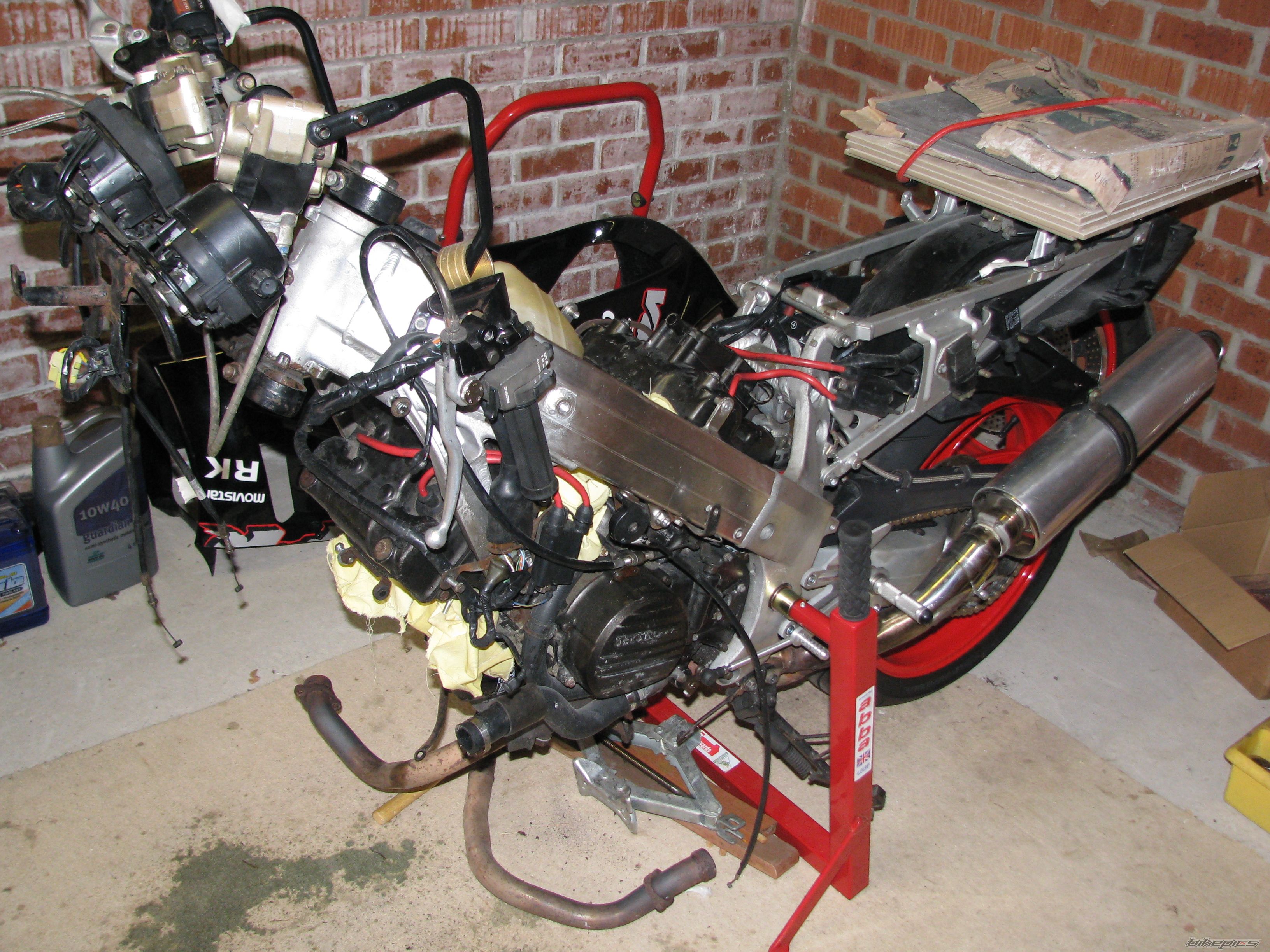 1992 HONDA VFR 400 | Picture 1722794 motorcycle photo