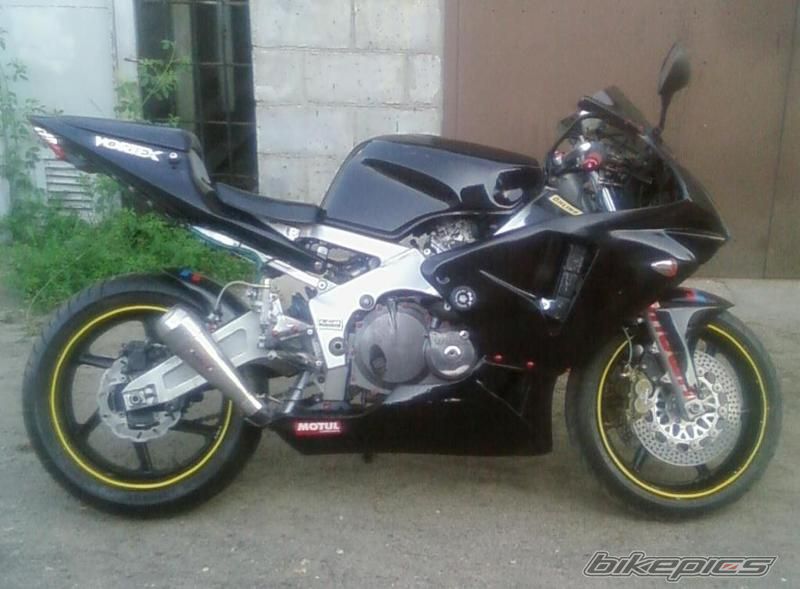 1991 HONDA CBR 400 | Picture 1725827 motorcycle photo