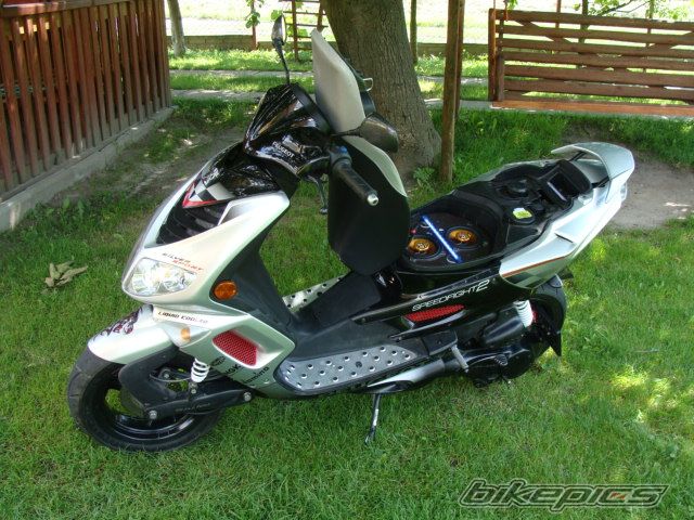 2003 PEUGEOT SPEEDFIGHT2 50 | Picture 1725853 motorcycle photo