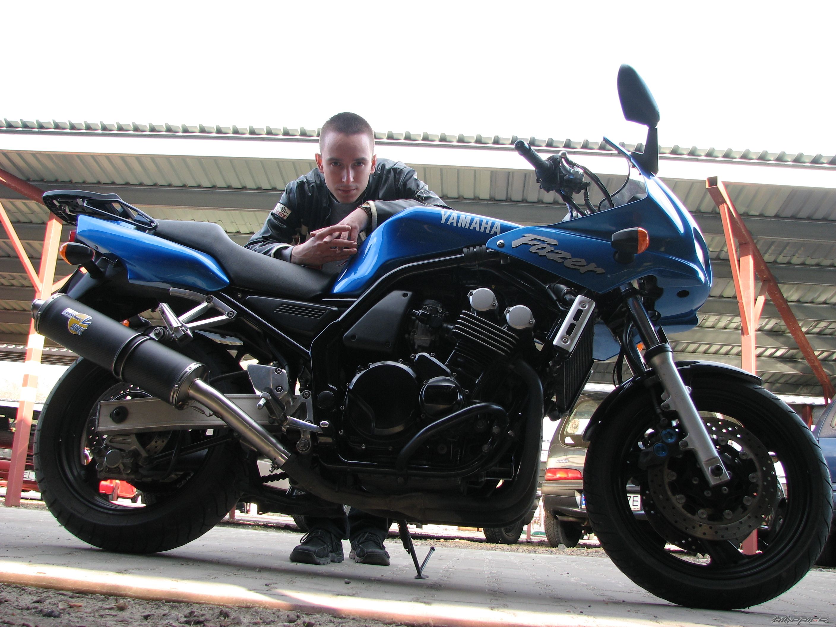 2001 YAMAHA FZS 600 FAZER | Picture 1726698 motorcycle photo