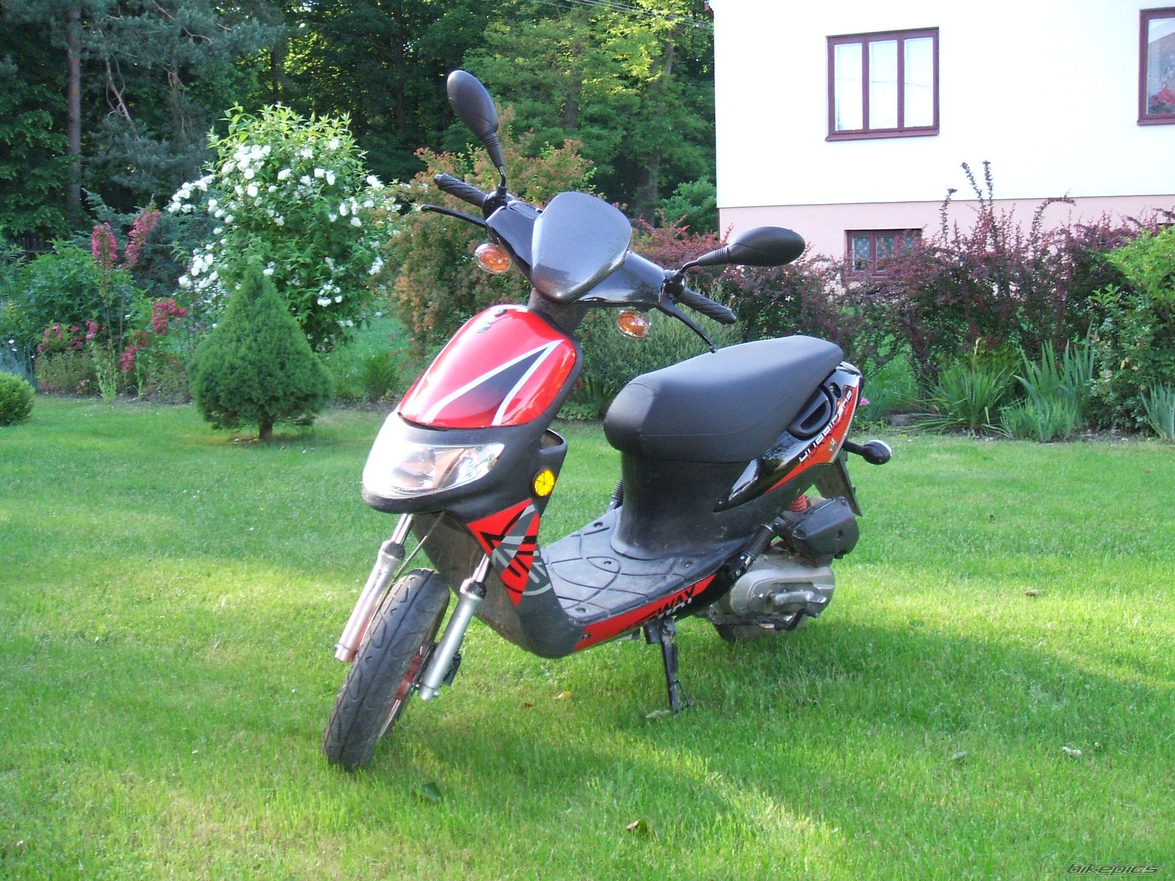 2008 KEEWAY HURRICANE 50 | Picture 1730190 motorcycle photo