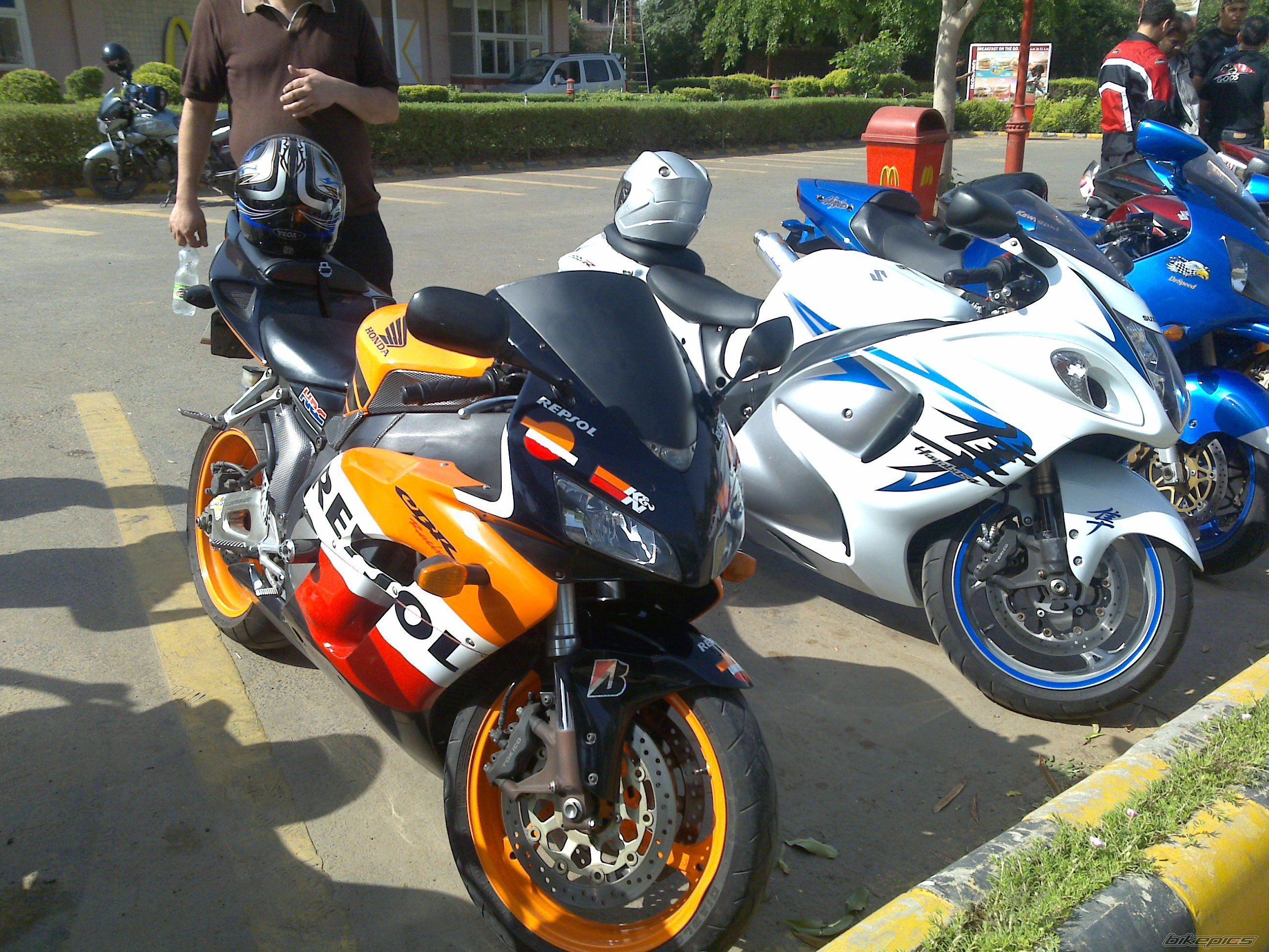 2009 SUZUKI HAYABUSA | Picture 1730574 motorcycle photo