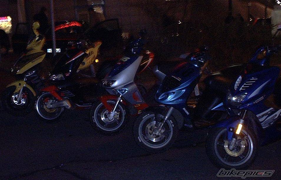 2001 YAMAHA AEROX 50 | Picture 17307 motorcycle photo