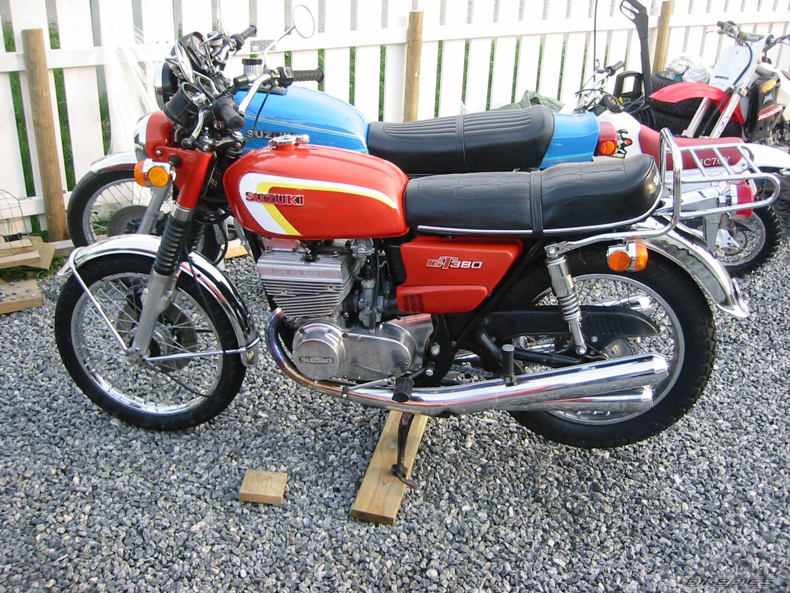 1973 SUZUKI GT 380 | Picture 173122 motorcycle photo
