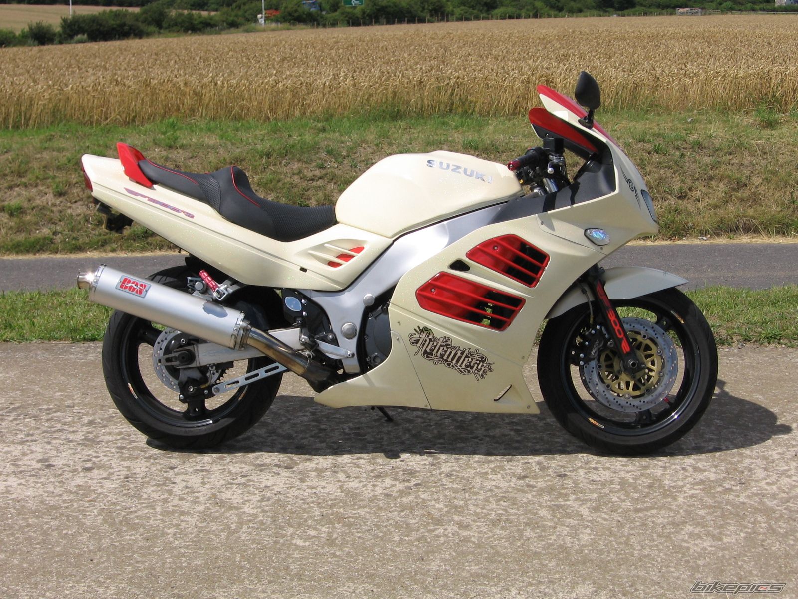 1999 SUZUKI RF 900 | Picture 1731702 motorcycle photo