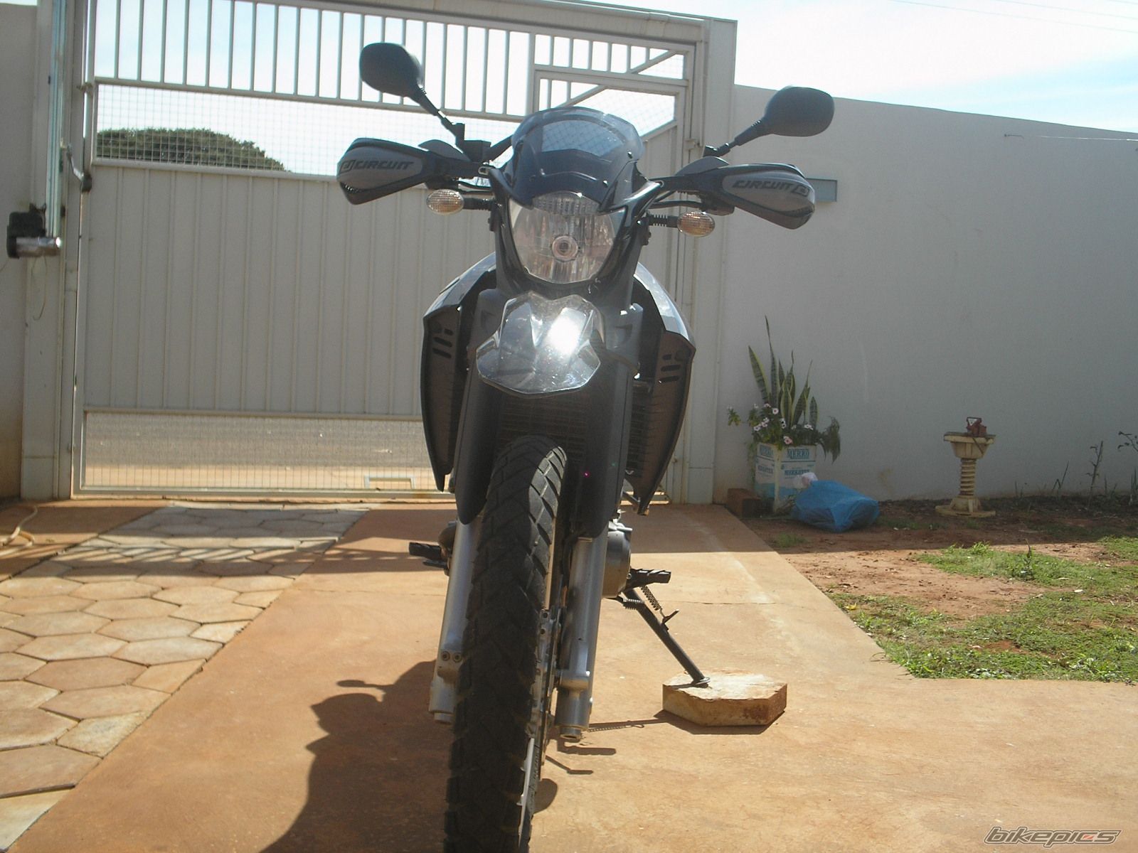 2005 YAMAHA XT 660 | Picture 1732029 motorcycle photo