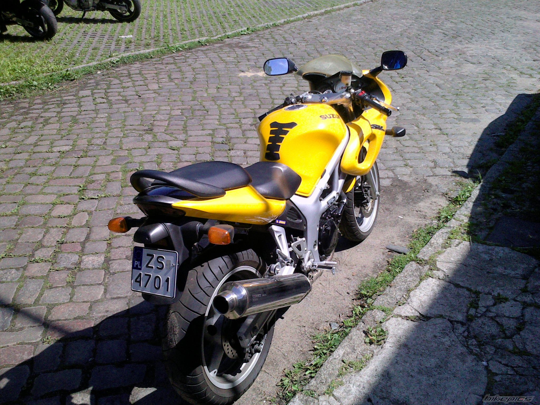 1999 SUZUKI SV 650S | Picture 1734025 motorcycle photo