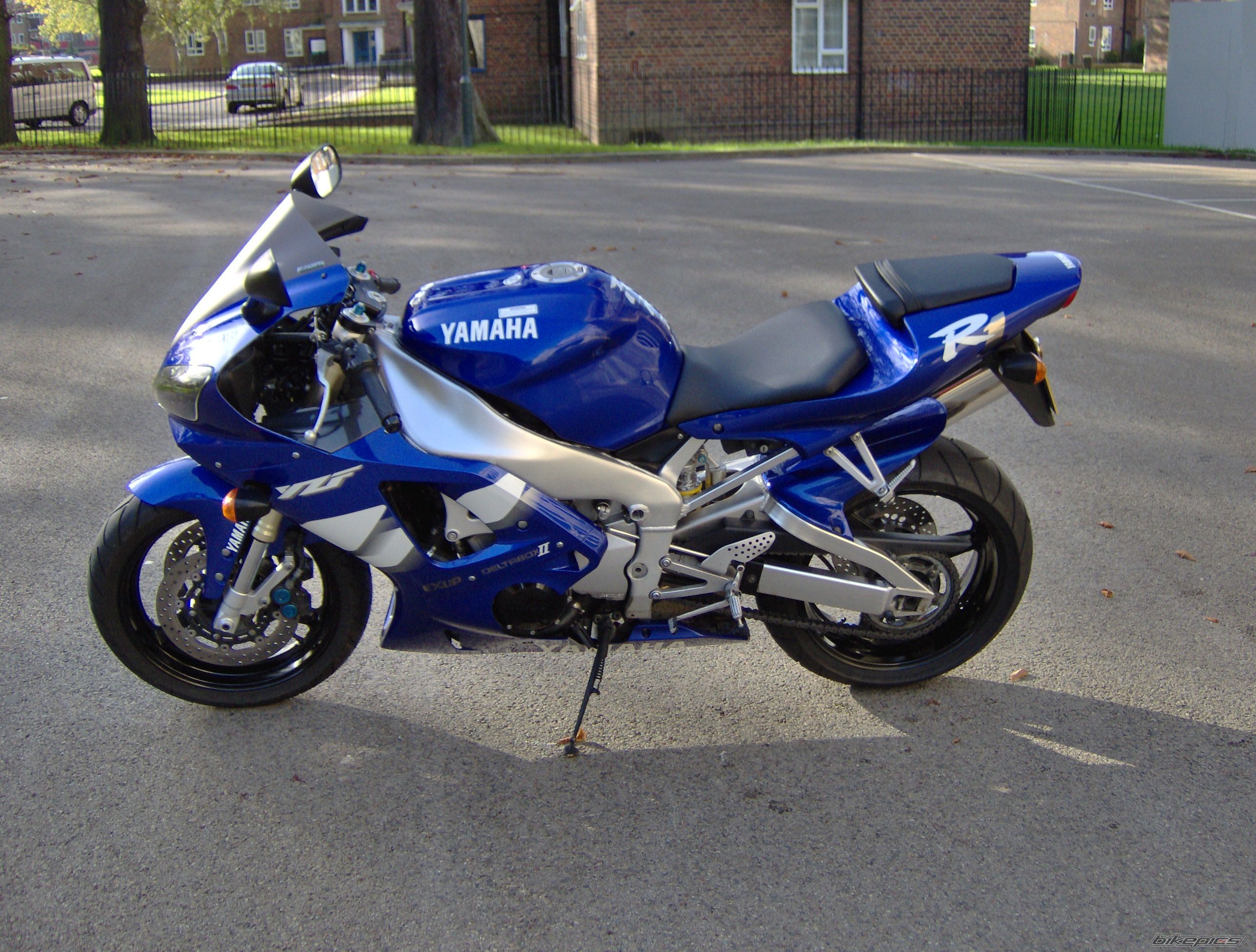 2000 YAMAHA YZF R1 | Picture 1735107 motorcycle photo