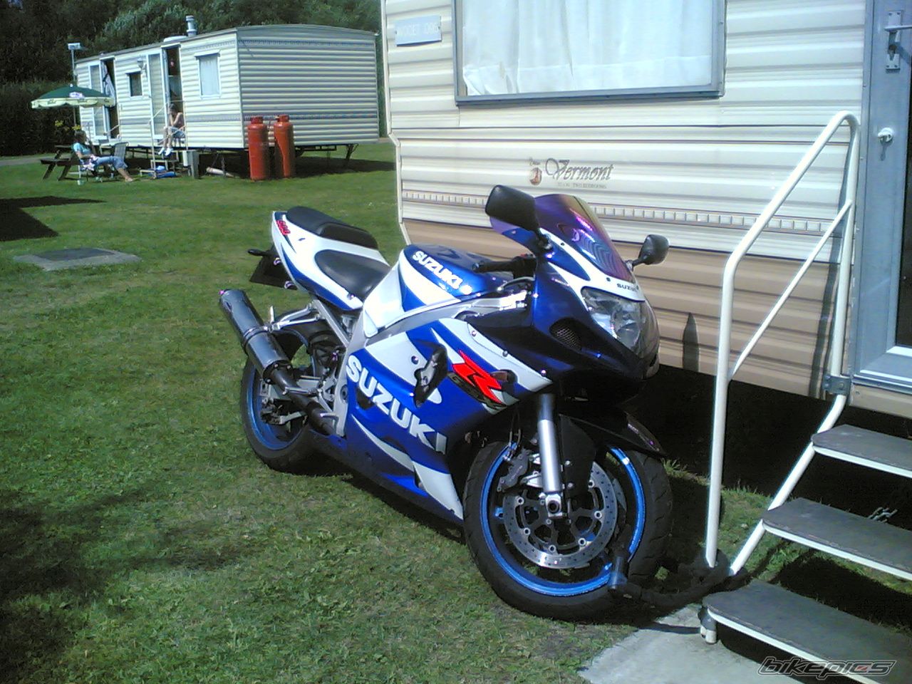 2001 SUZUKI GSX R 600 | Picture 1735135 motorcycle photo