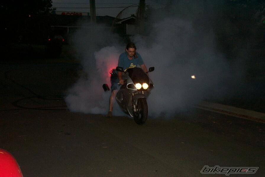 1999 KAWASAKI ZX 7R | Picture 17362 motorcycle photo