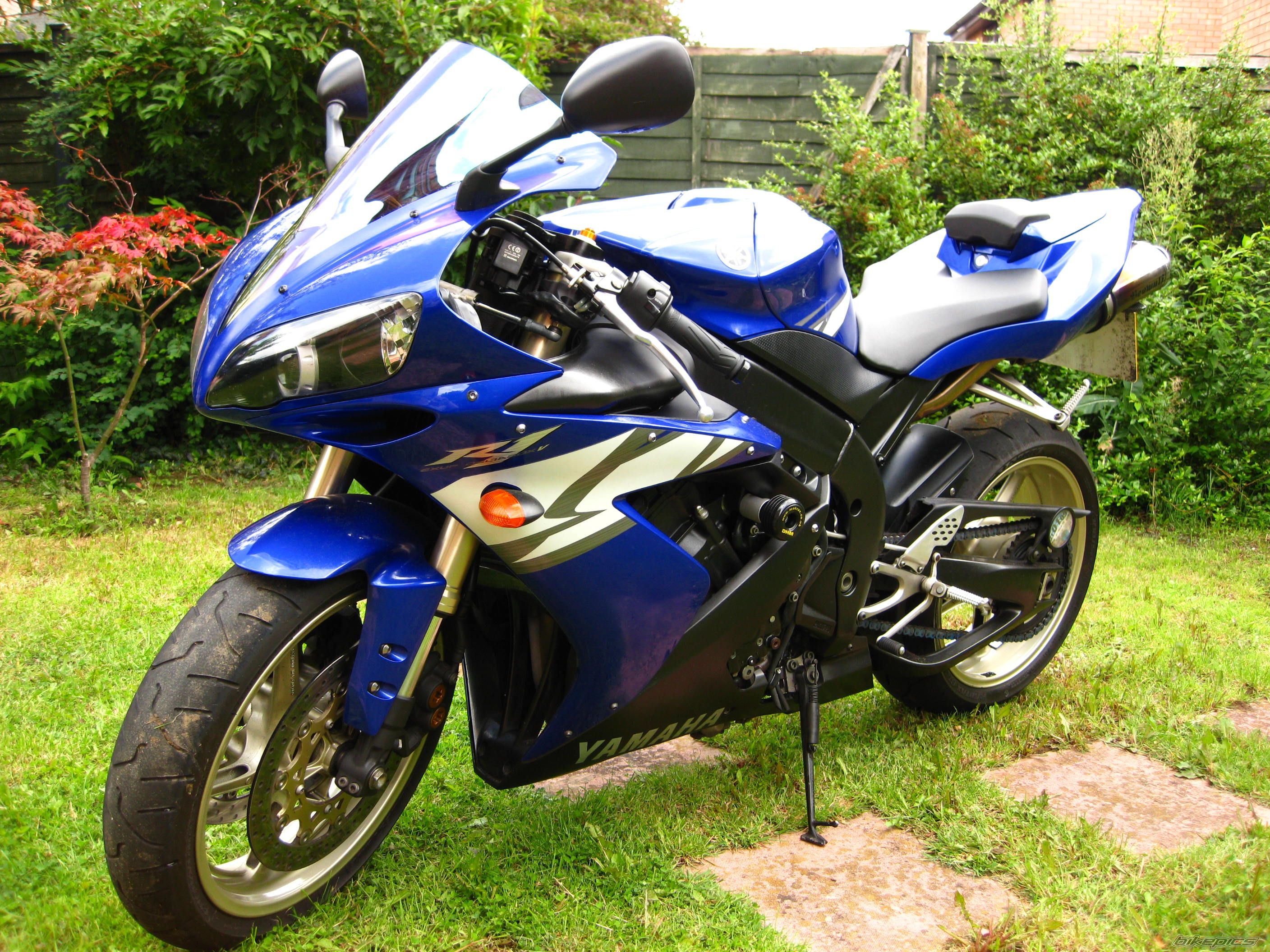 2004 YAMAHA YZF R1 | Picture 1737875 motorcycle photo