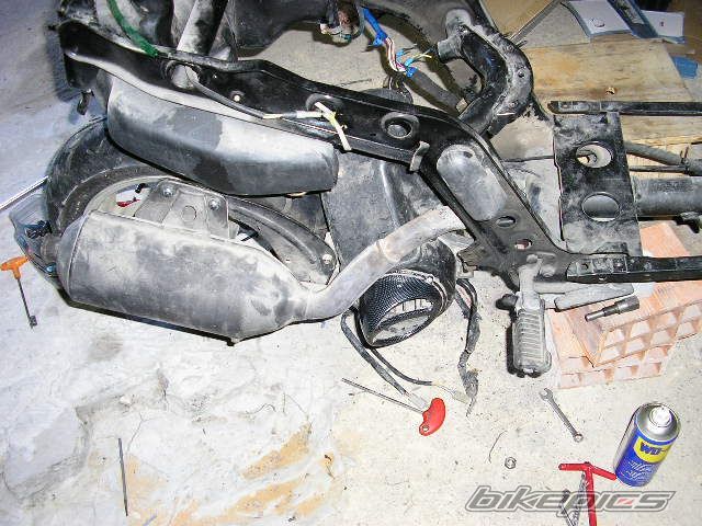 2002 PEUGEOT ELYSEO 100 | Picture 1737913 motorcycle photo