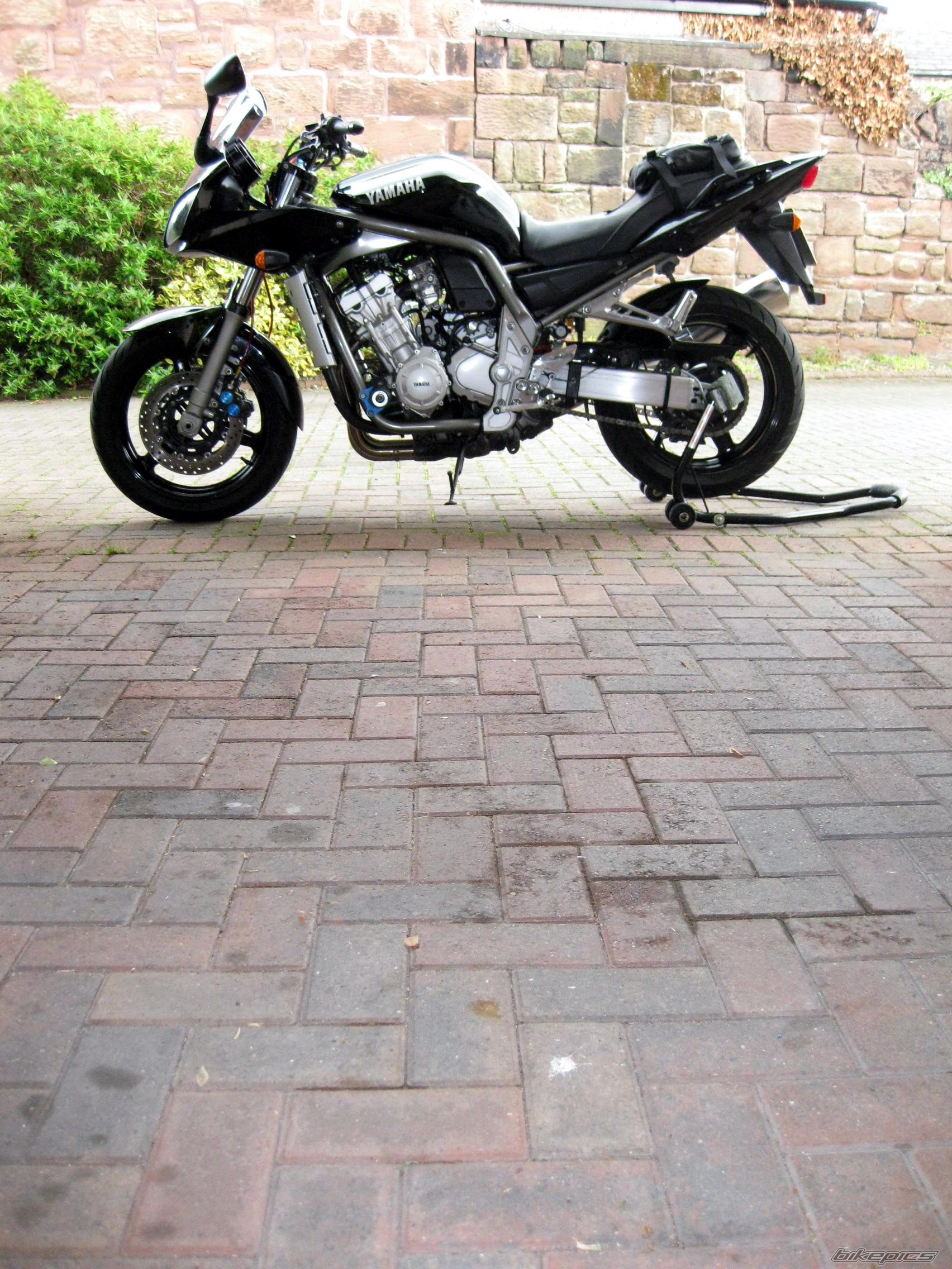 2002 YAMAHA FZS 1000 FAZER | Picture 1738262 motorcycle photo