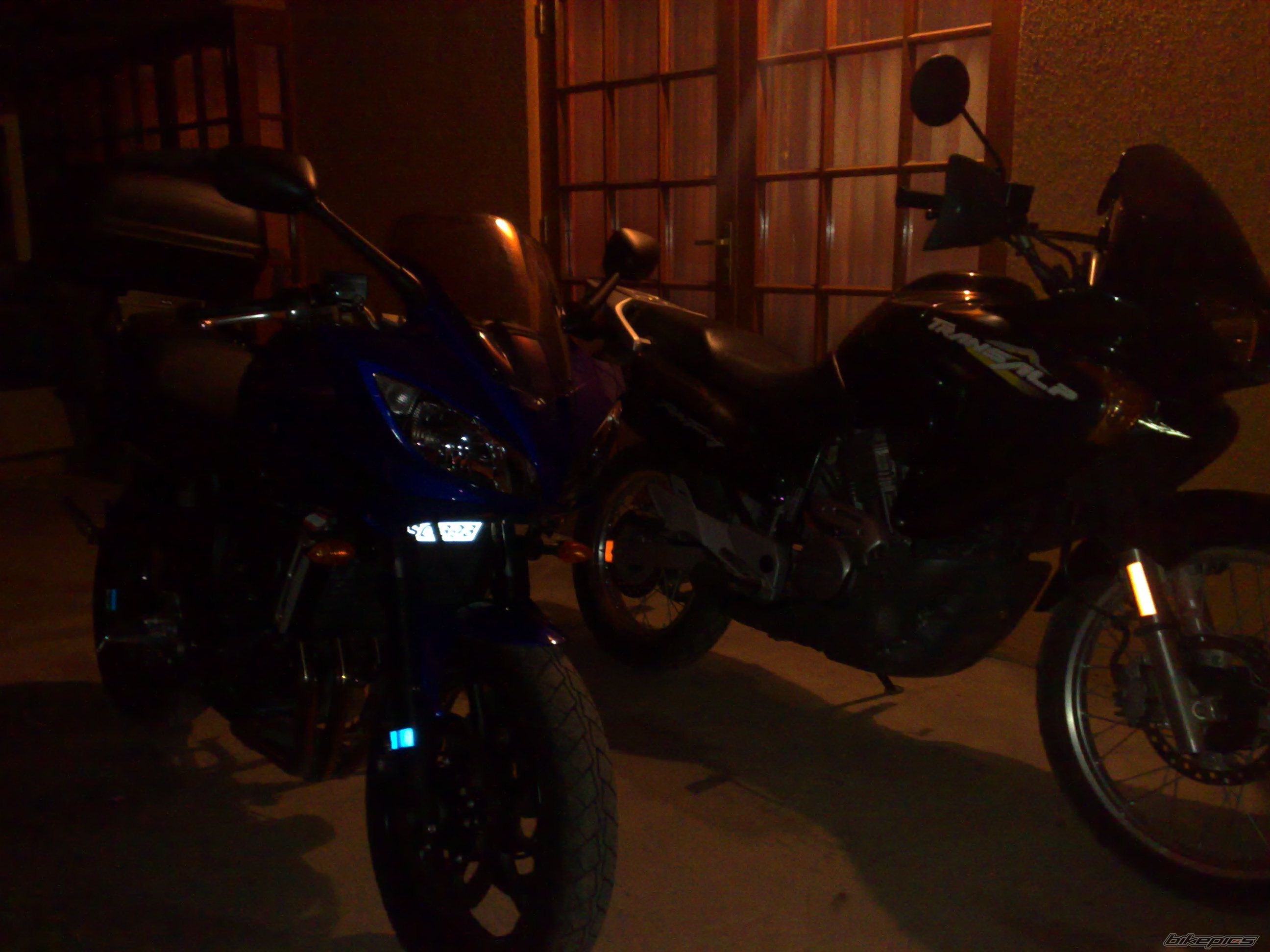 2009 YAMAHA FZ6 FAZER | Picture 1740158 motorcycle photo