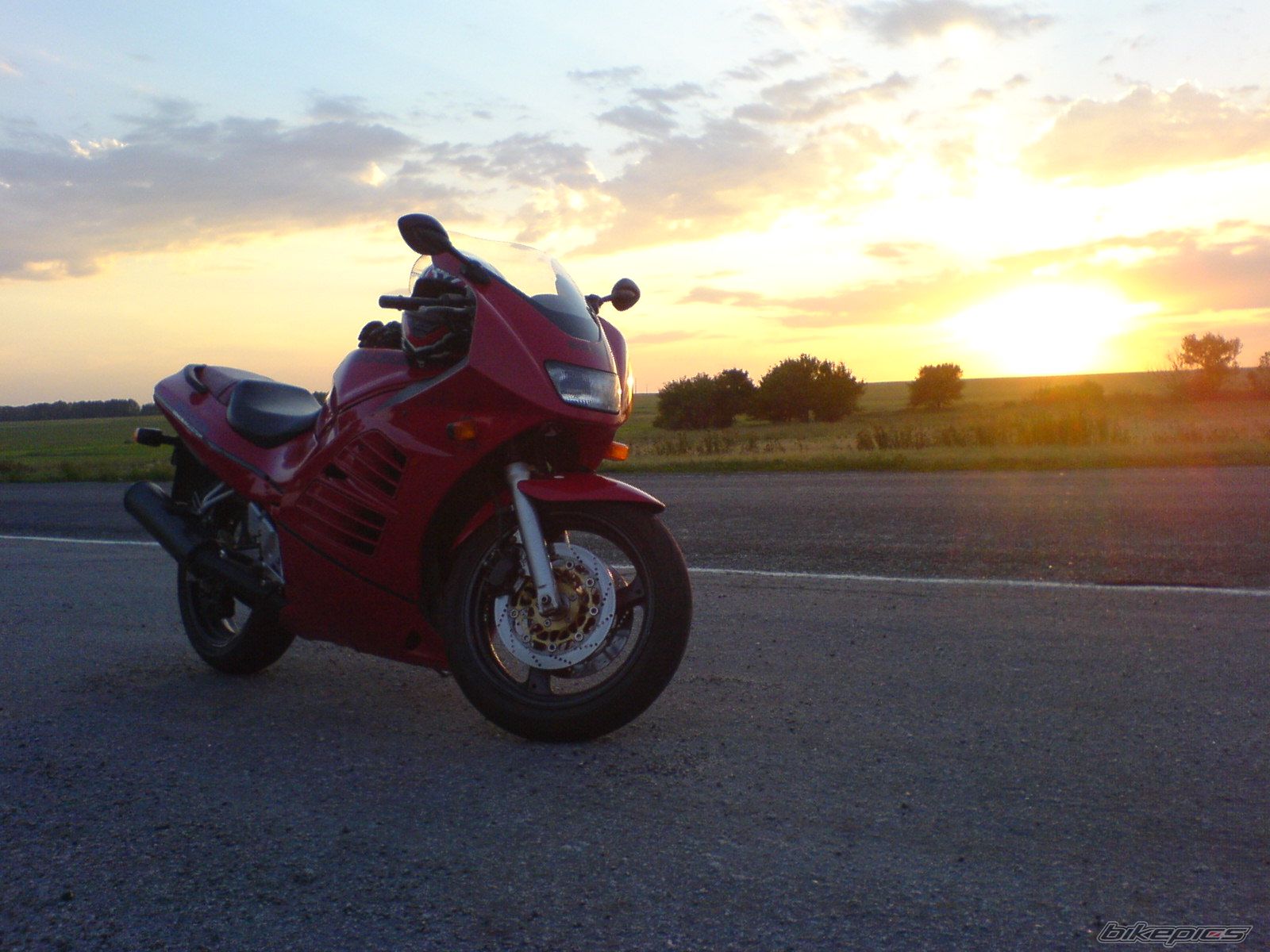 1993 SUZUKI RF 400 | Picture 1740260 motorcycle photo