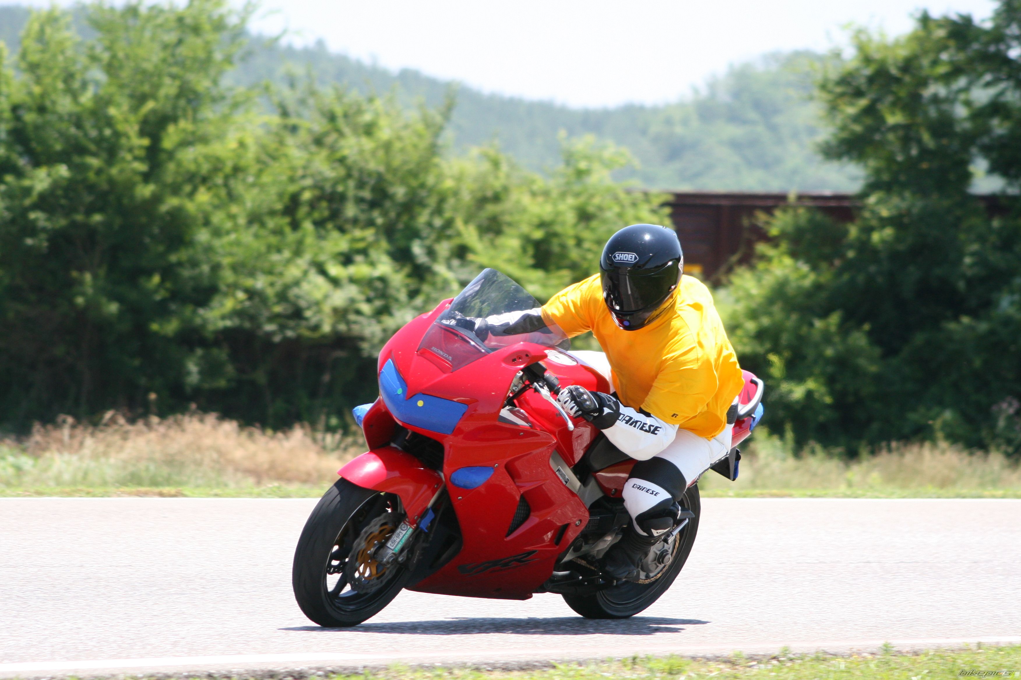 2001 HONDA VFR 800 | Picture 1740297 motorcycle photo