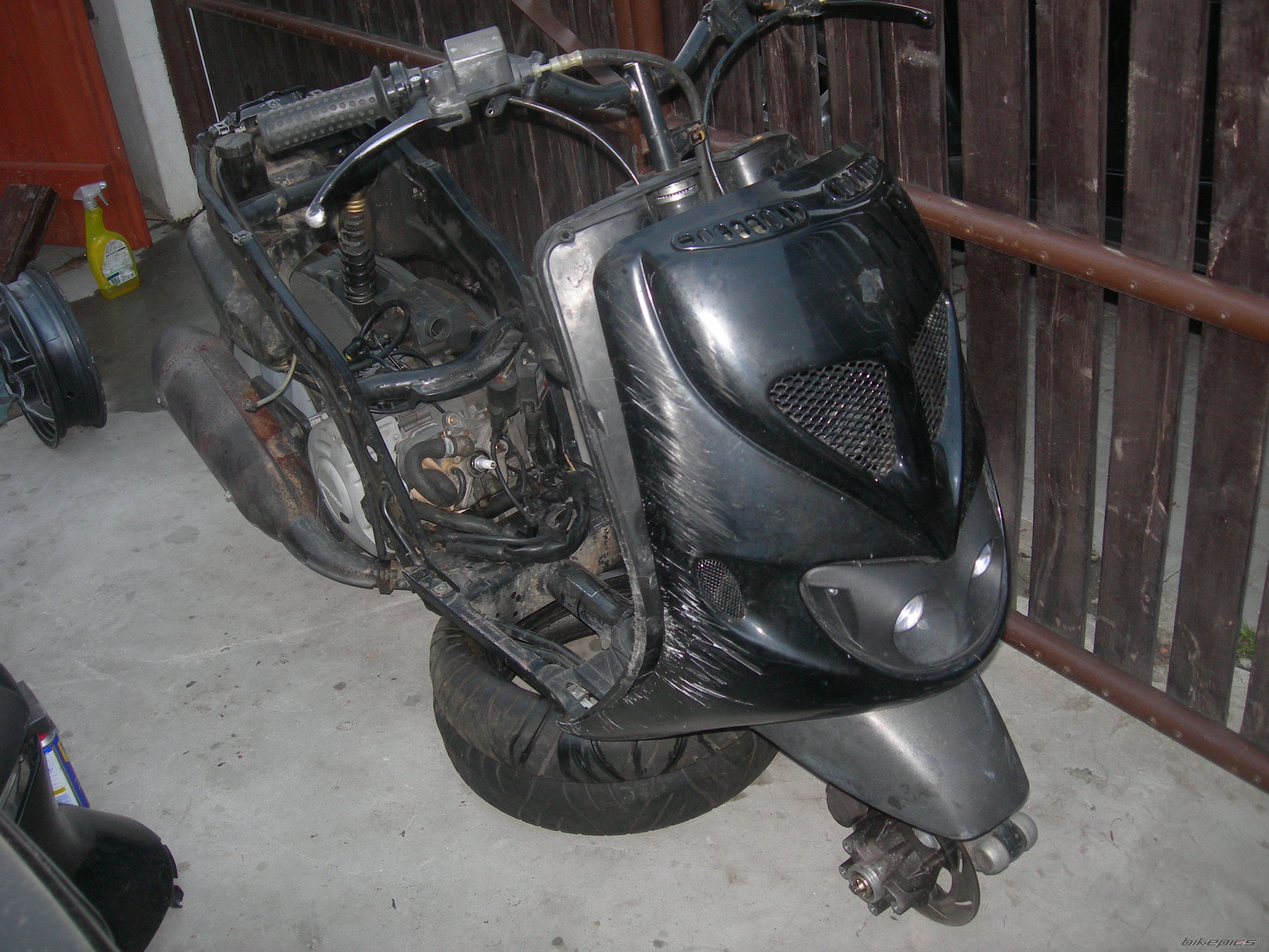 1996 PIAGGIO ZIP SP | Picture 1741692 motorcycle photo