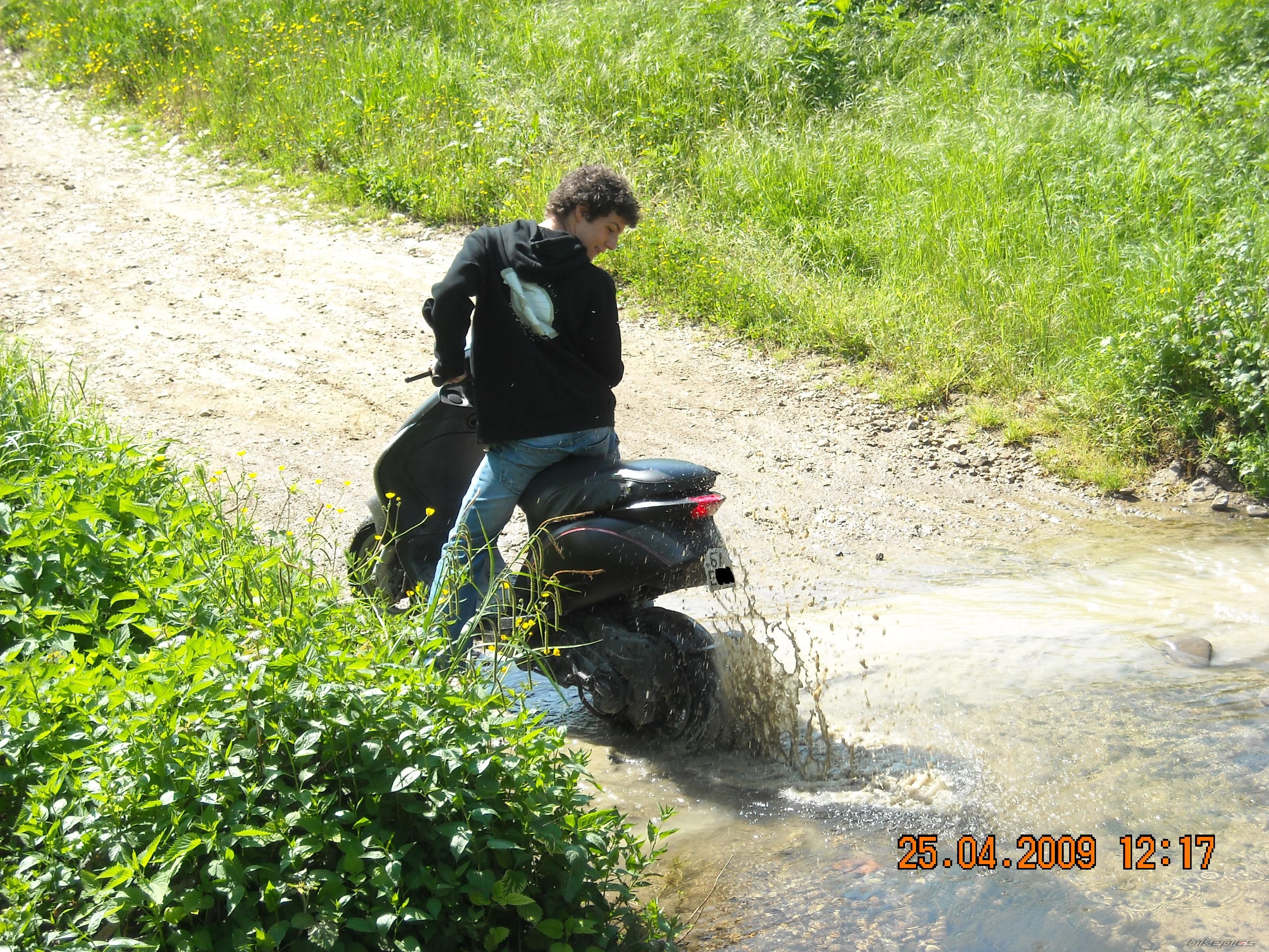 2009 PIAGGIO ZIP | Picture 1742535 motorcycle photo