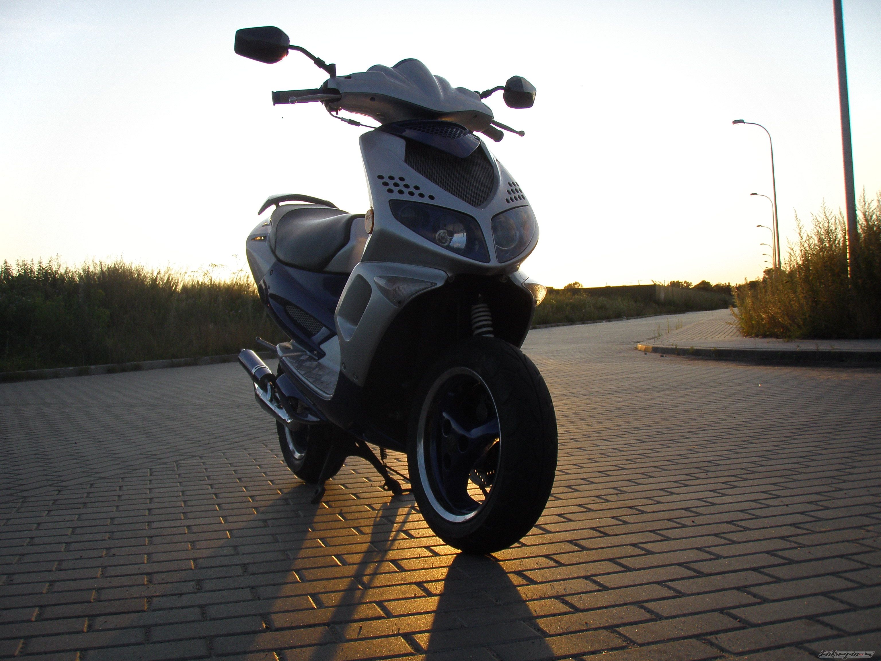 1997 PEUGEOT SPEEDFIGHT | Picture 1744526 motorcycle photo