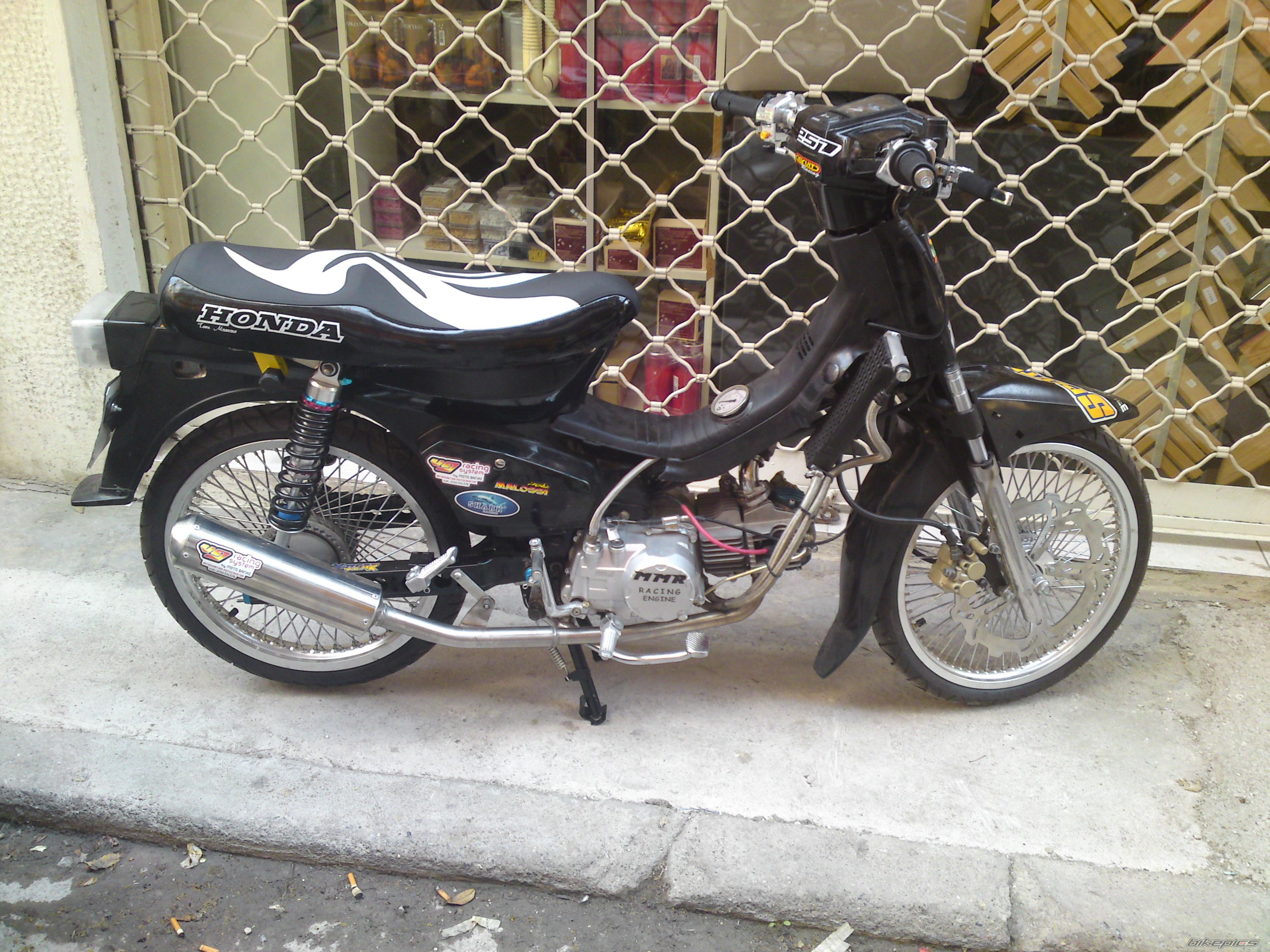 2010 HONDA C 90 | Picture 1744700 motorcycle photo