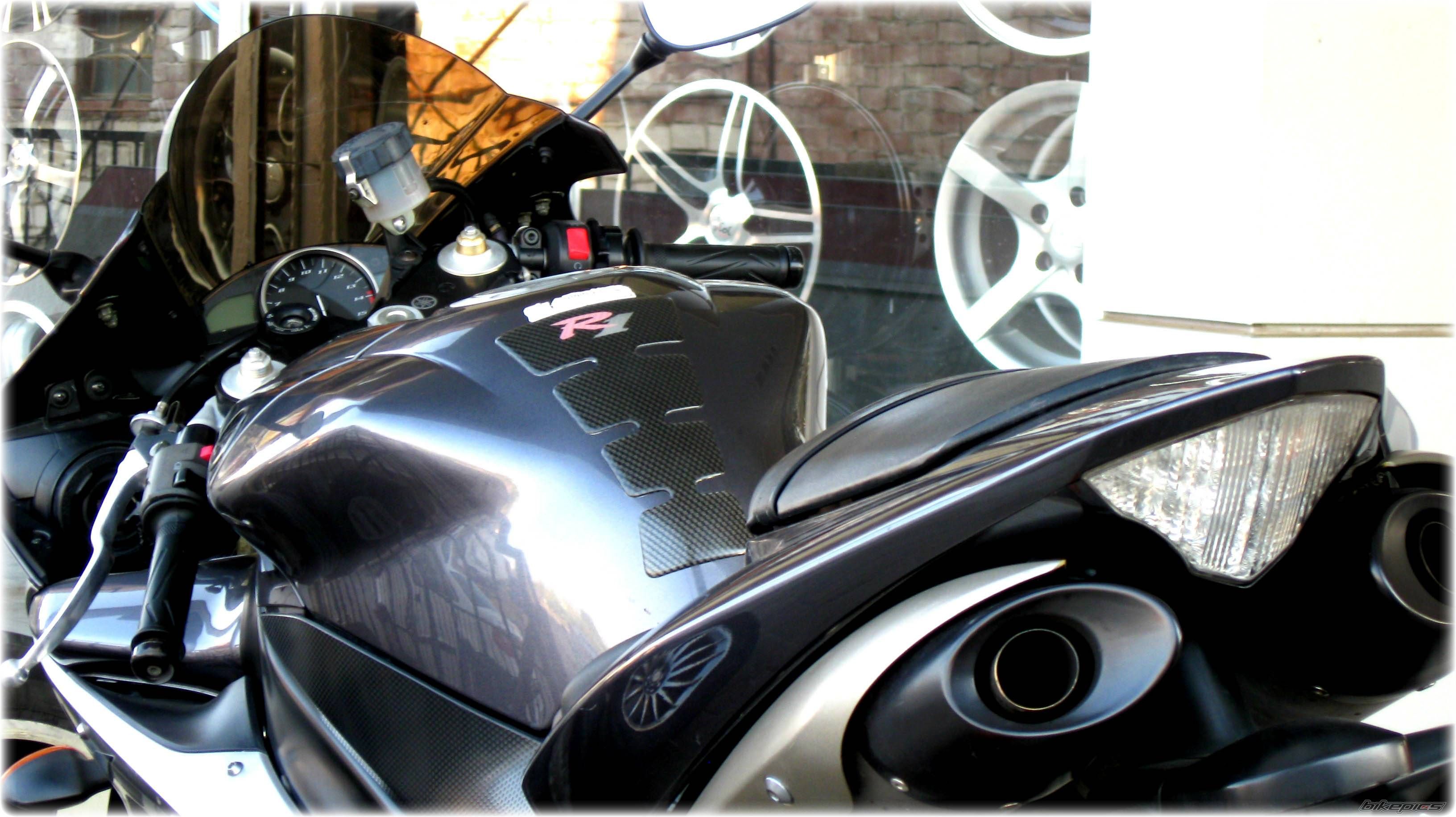 2004 YAMAHA YZF R1 | Picture 1745366 motorcycle photo