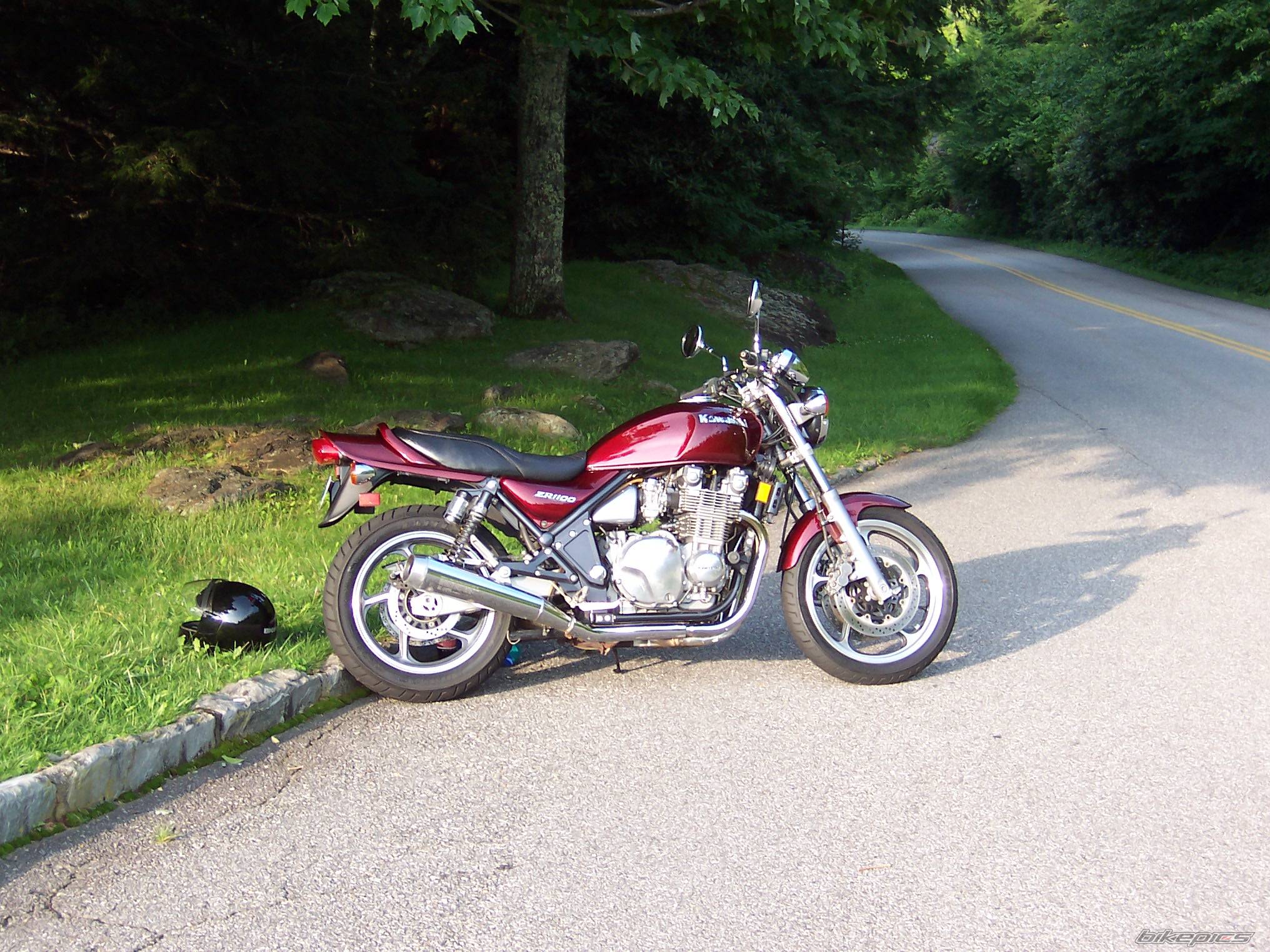 1993 KAWASAKI ZR 1100 | Picture 174573 motorcycle photo