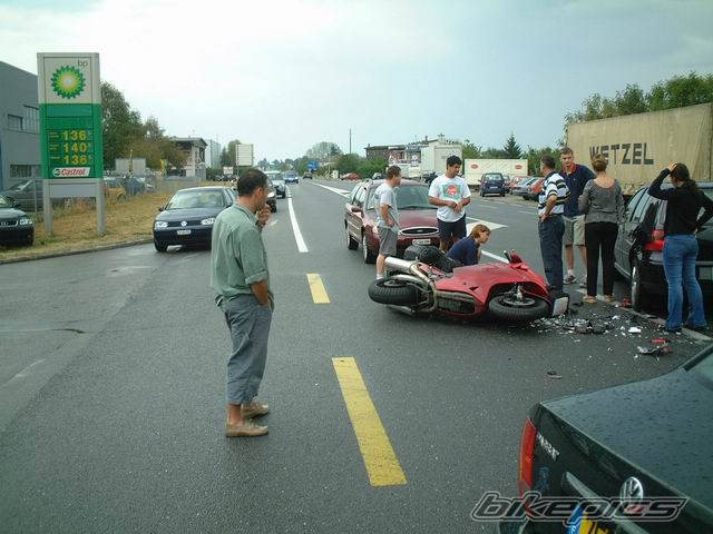 1998 HONDA CBR 1100 BLACKBIRD | Picture 174592 motorcycle photo