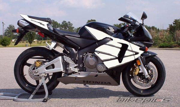 1999 HONDA CBR 900 | Picture 174595 motorcycle photo